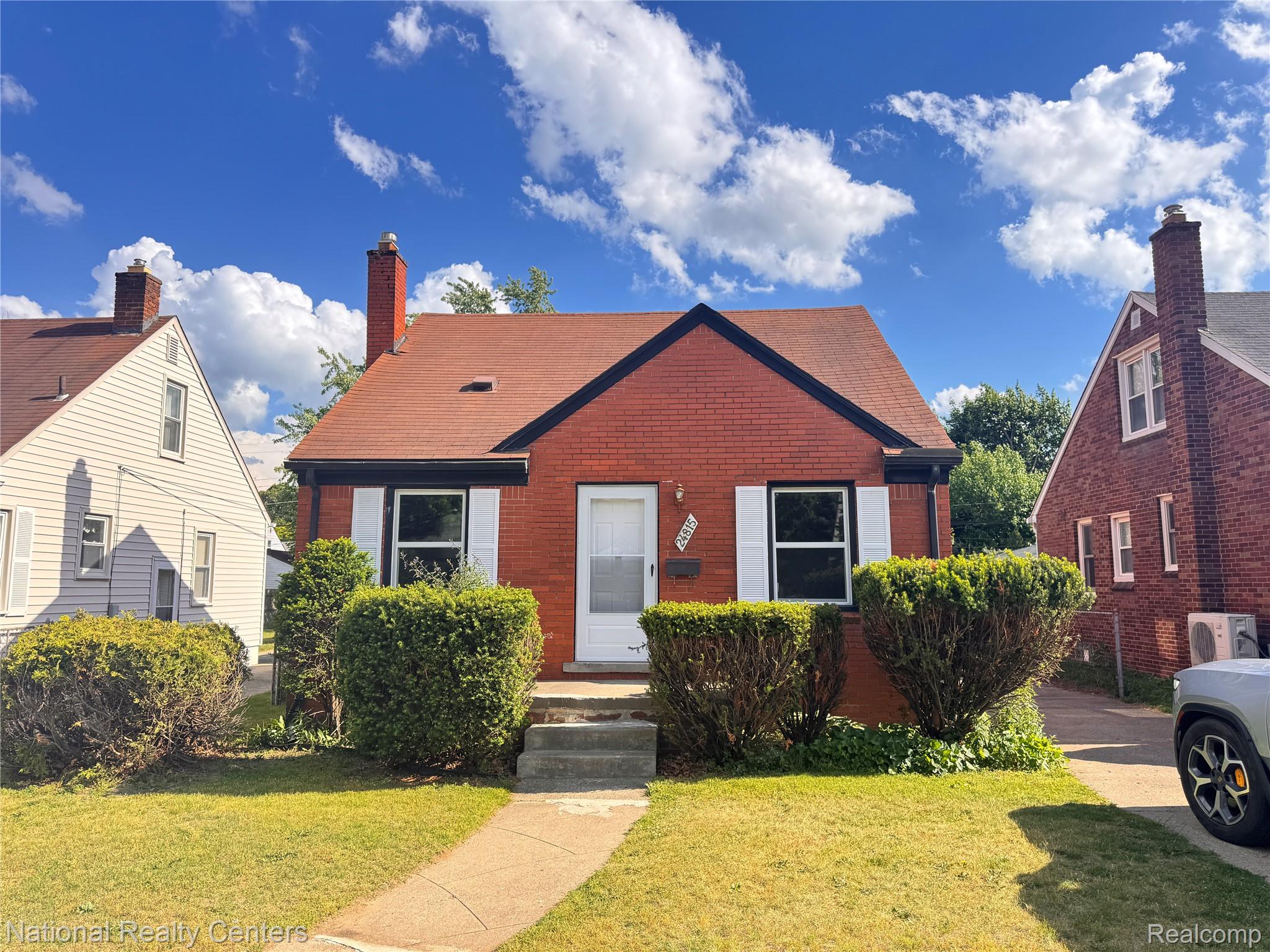 24815, Oxford, Dearborn, Michigan, 48124