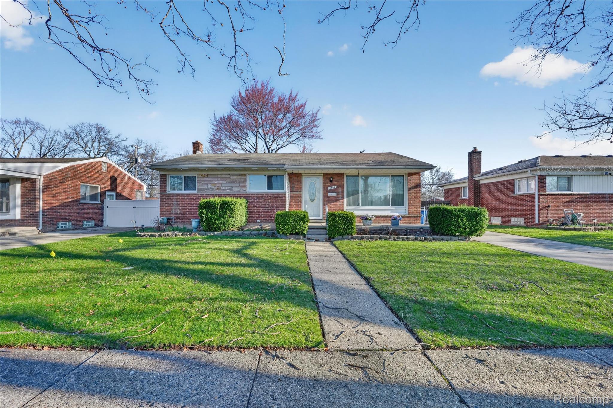 3409, Jarvis, Warren, Michigan, 48091