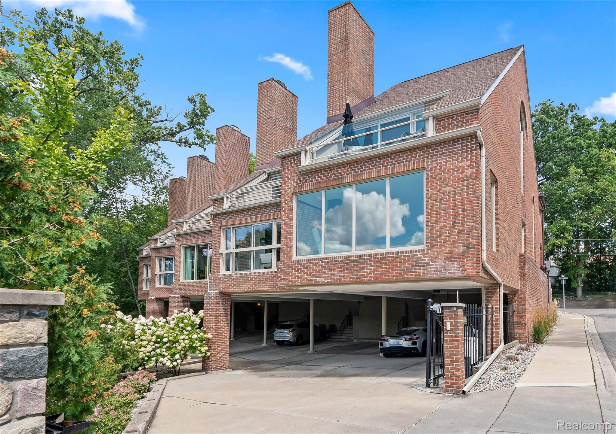 511, BROOKSIDE, Birmingham, Michigan, 48009