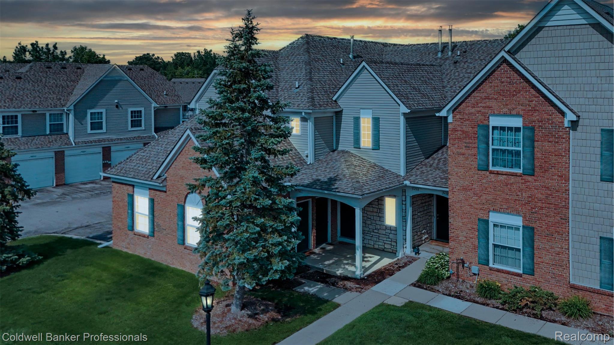 54762, Monarch, Utica, Michigan, 48316
