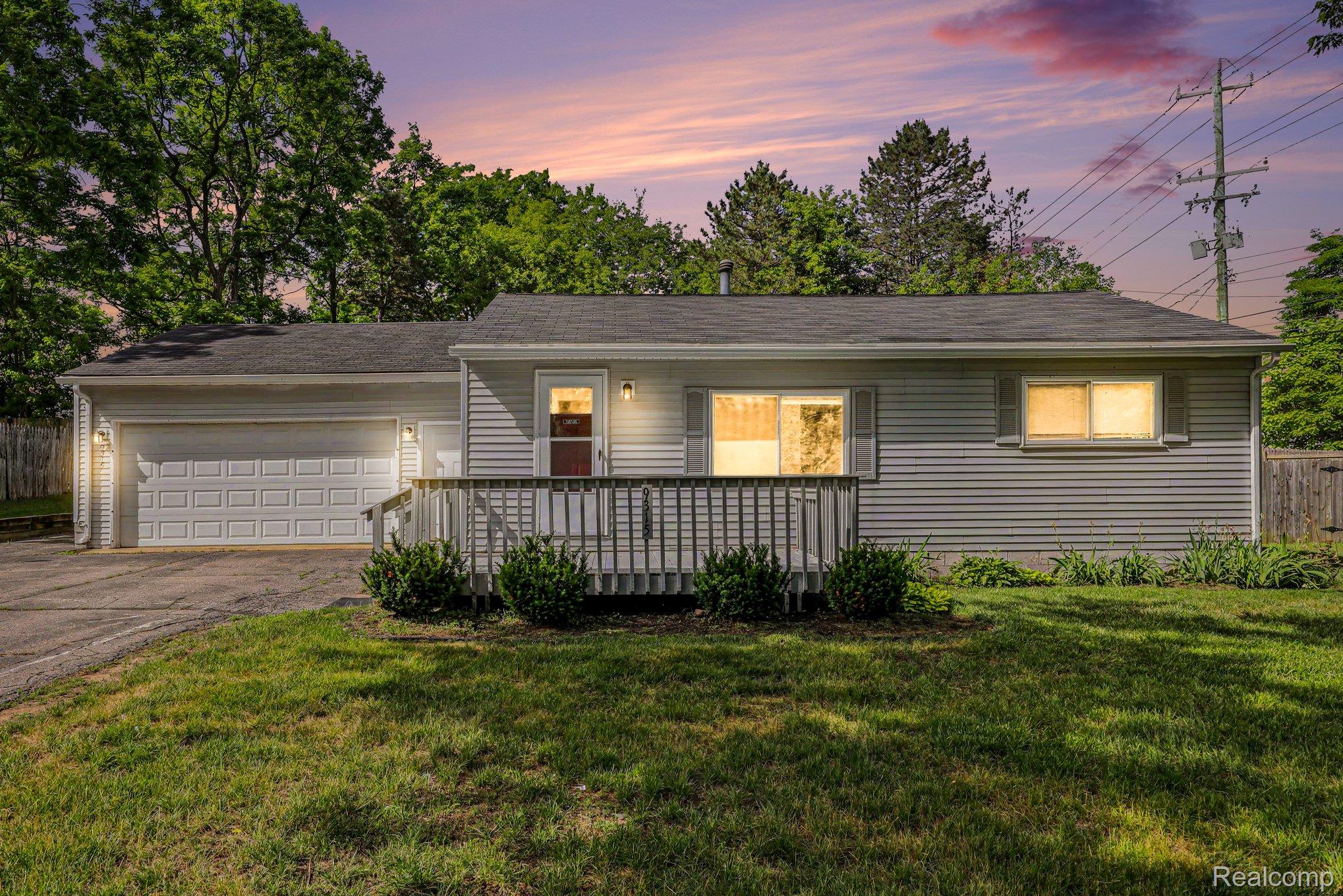9315, Hillcrest, Clarkston, Michigan, 48348