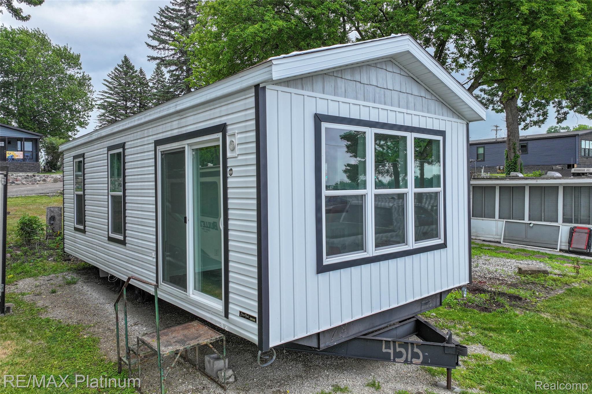 2, Serenity Shore, Fenton, Michigan, 48430