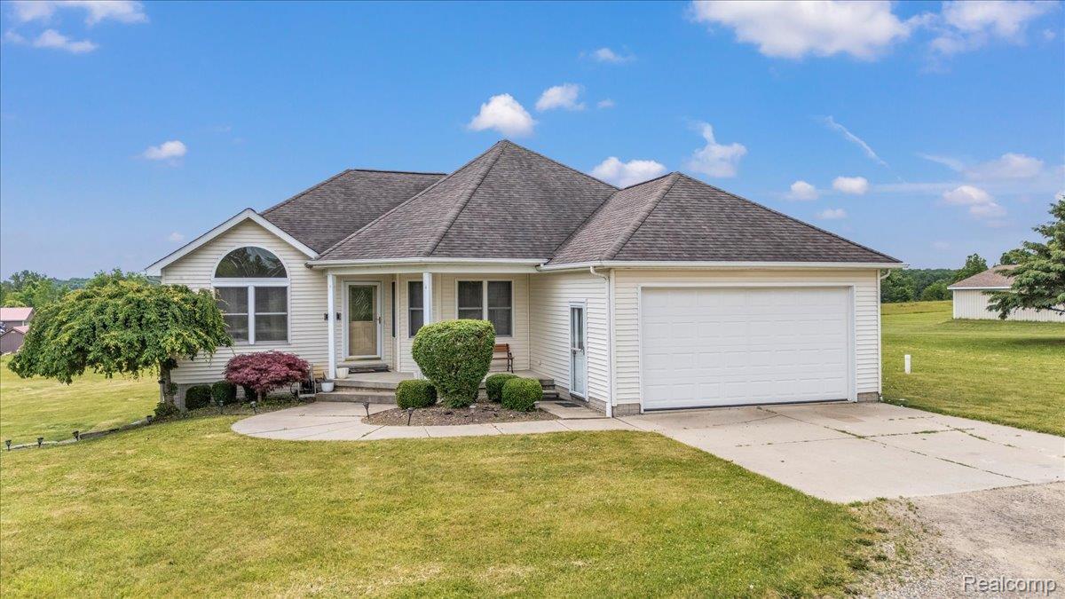 2551, Marathon, Lapeer, Michigan, 48446