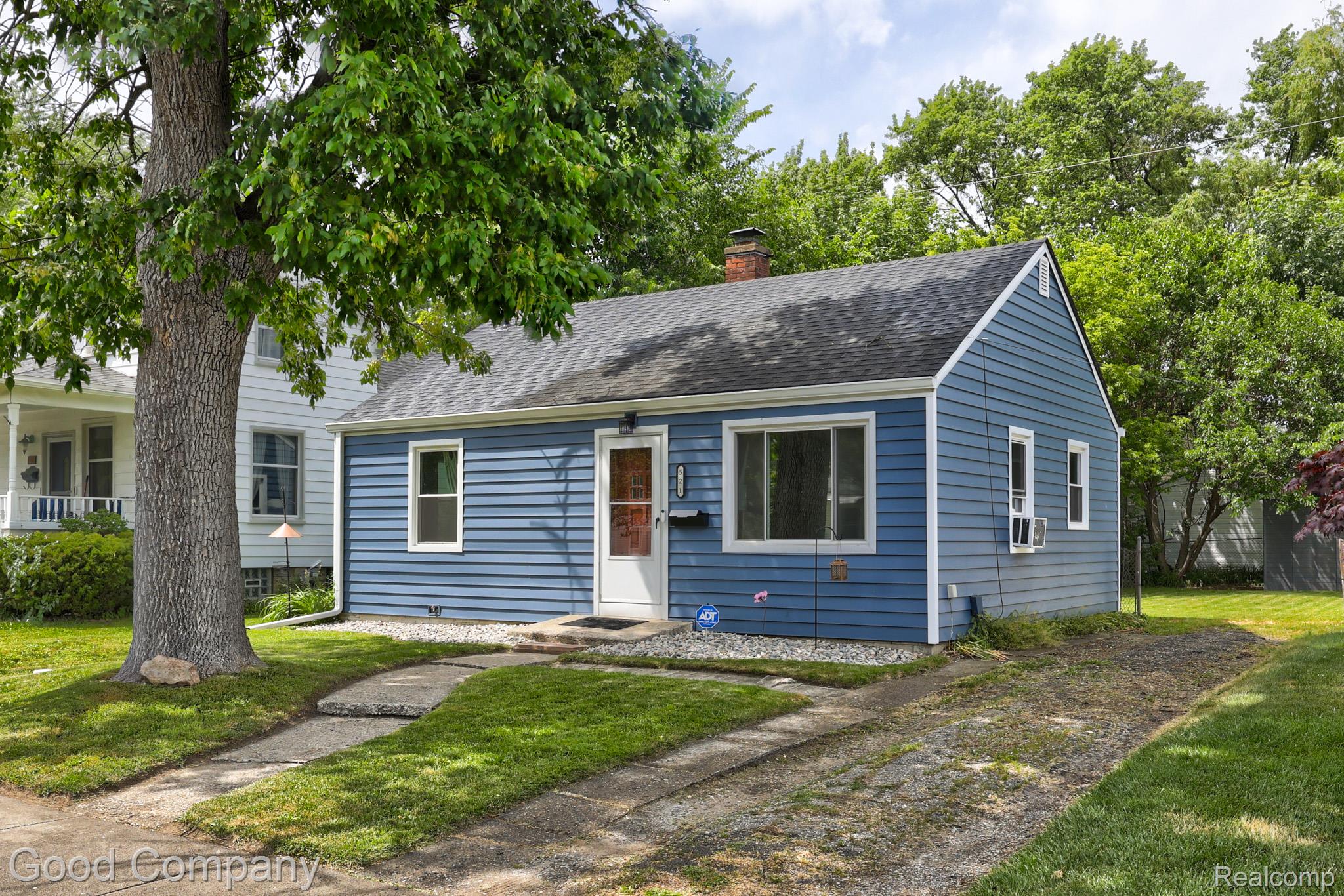 521, Chesterfield, Ferndale, Michigan, 48220