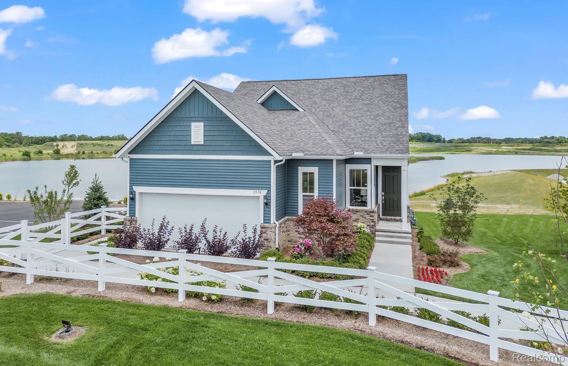 3351, Beech Bark, Milford, Michigan, 48381