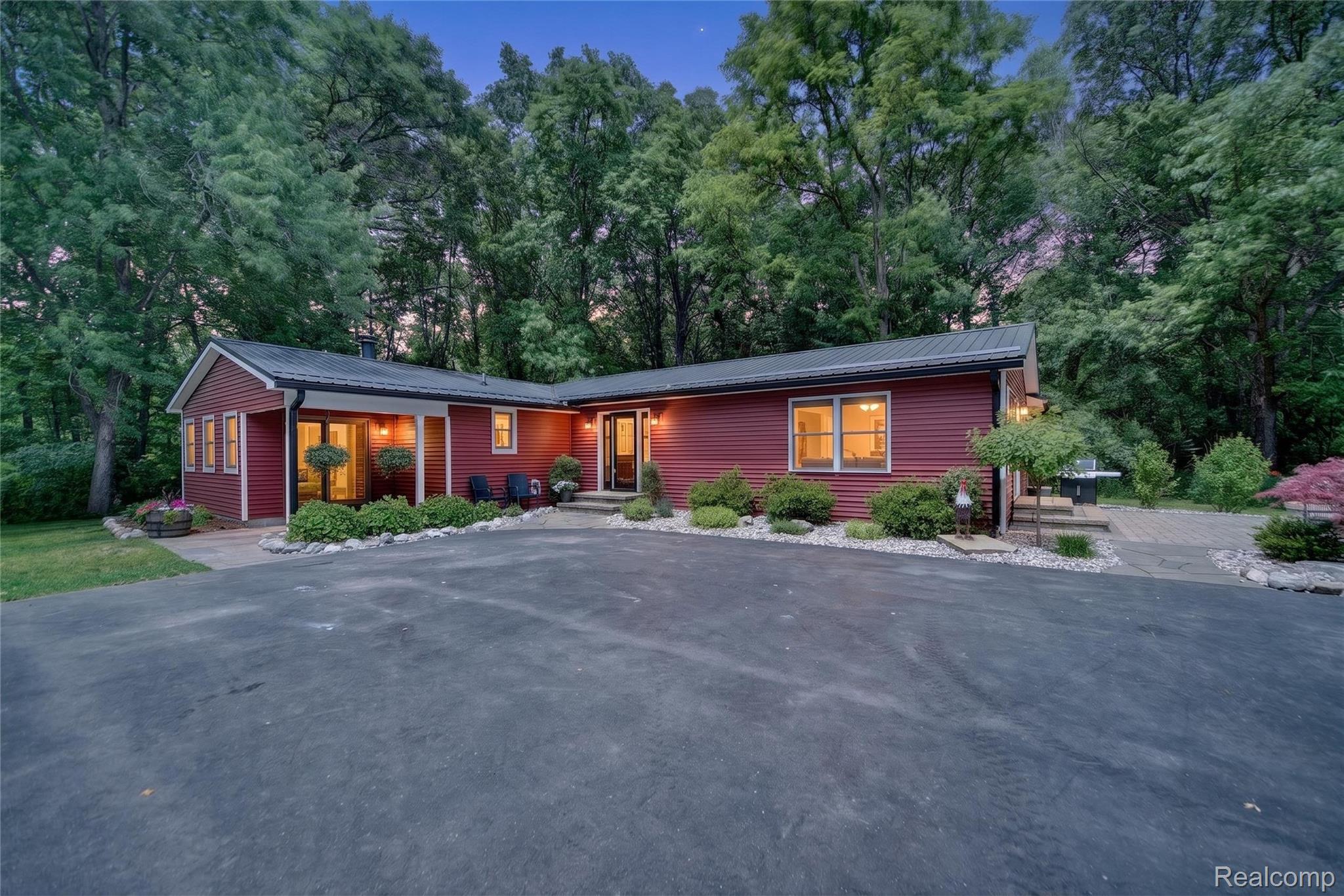 13635, Unadilla, Gregory, Michigan, 48137