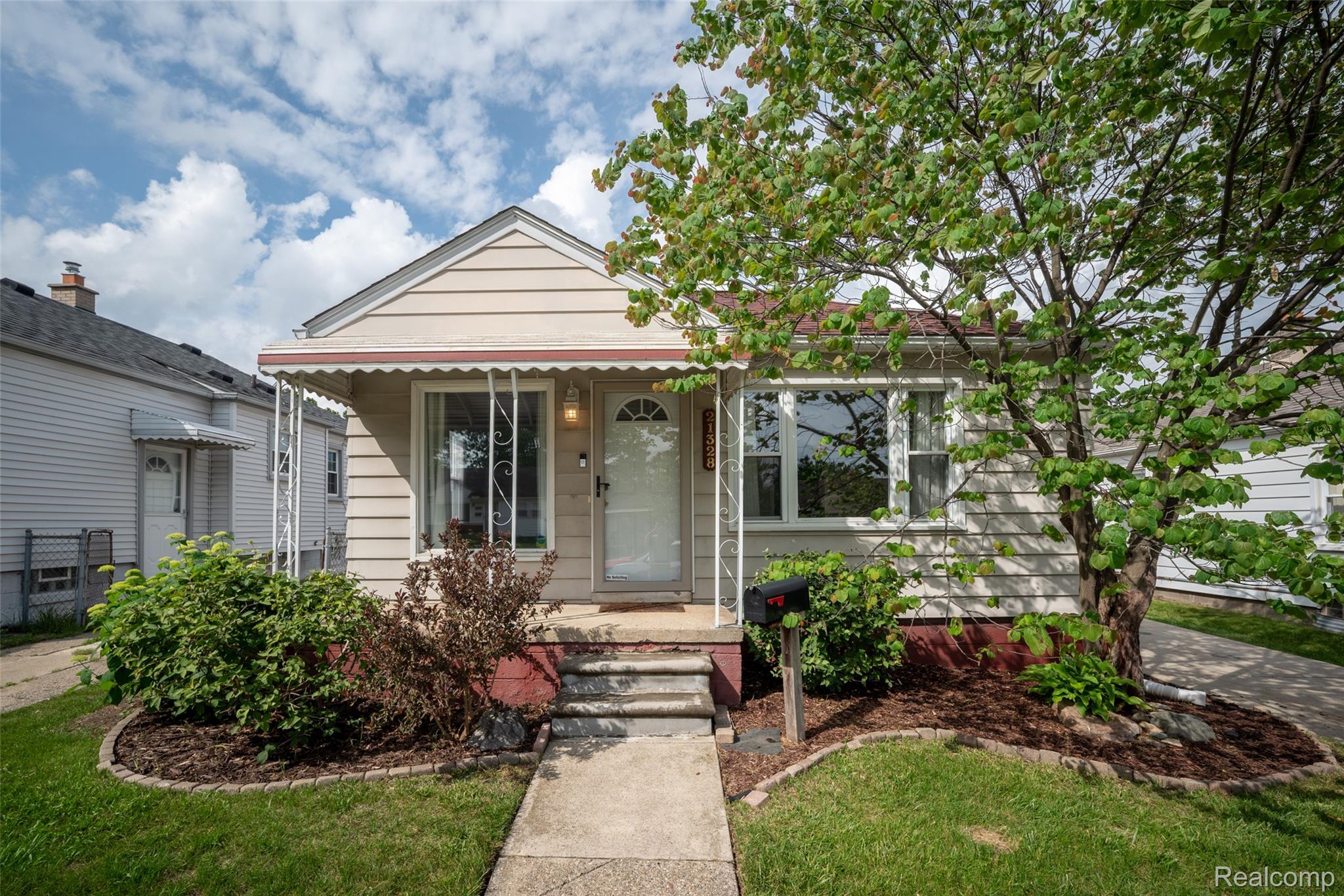 21328, Audette, Dearborn, Michigan, 48124