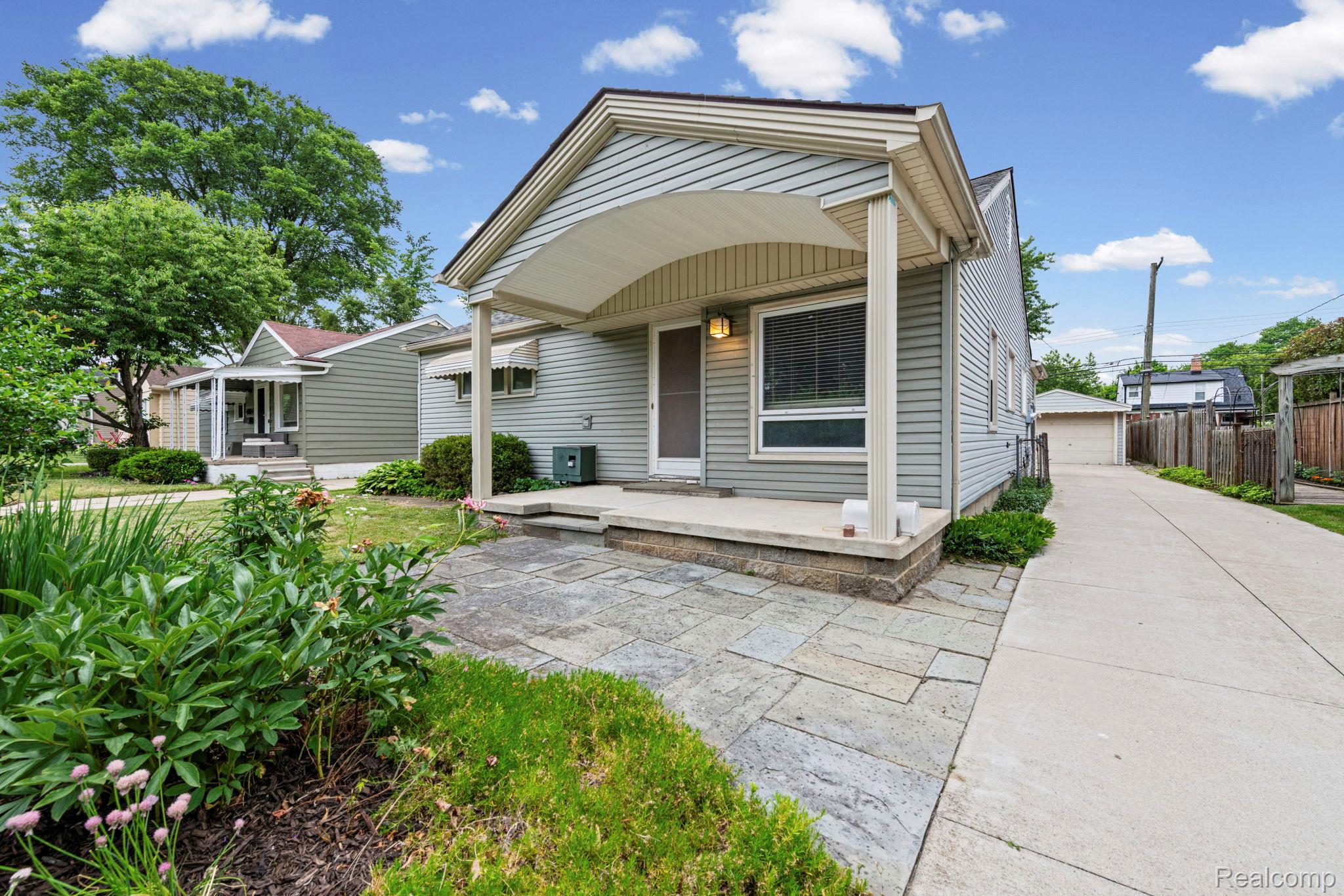 4010, Linwood, Royal Oak, Michigan, 48073