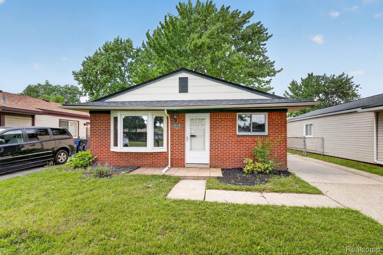 33484, Krauter, Westland, Michigan, 48185