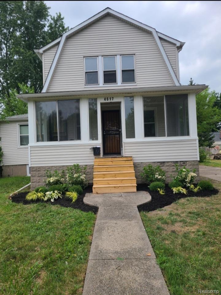 4617, University, Detroit, Michigan, 48224