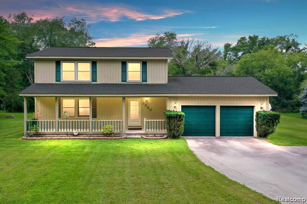 2580, Harvest Hill, Brighton, Michigan, 48114