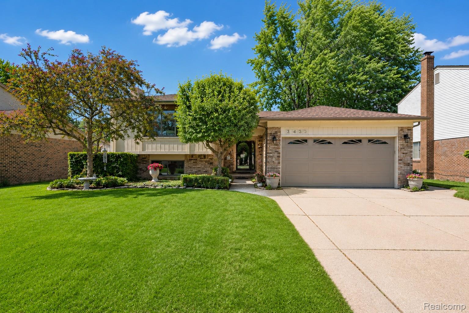 3433, Dobbin, Sterling Heights, Michigan, 48310