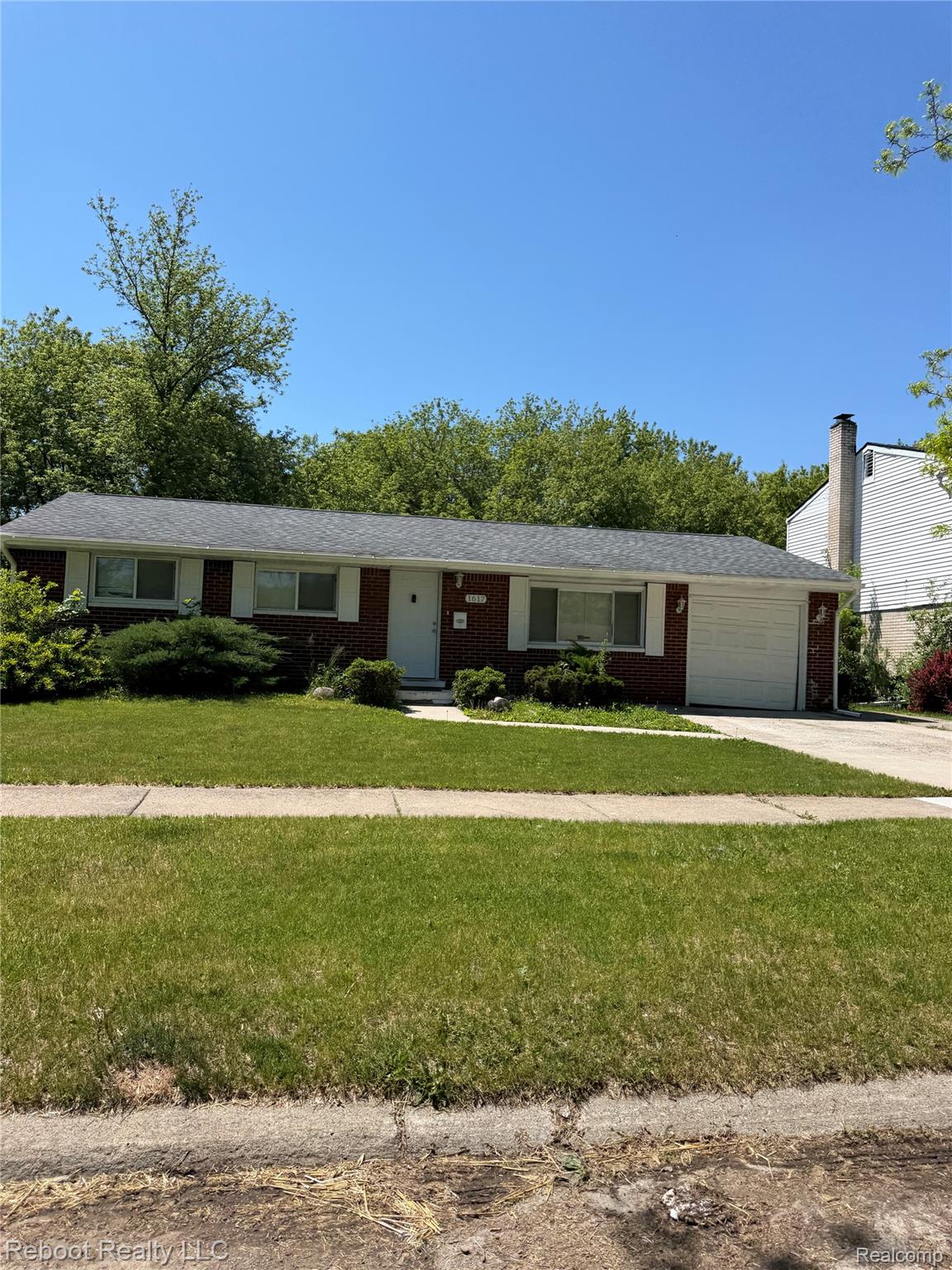 1617, Dillon, Saginaw, Michigan, 48601