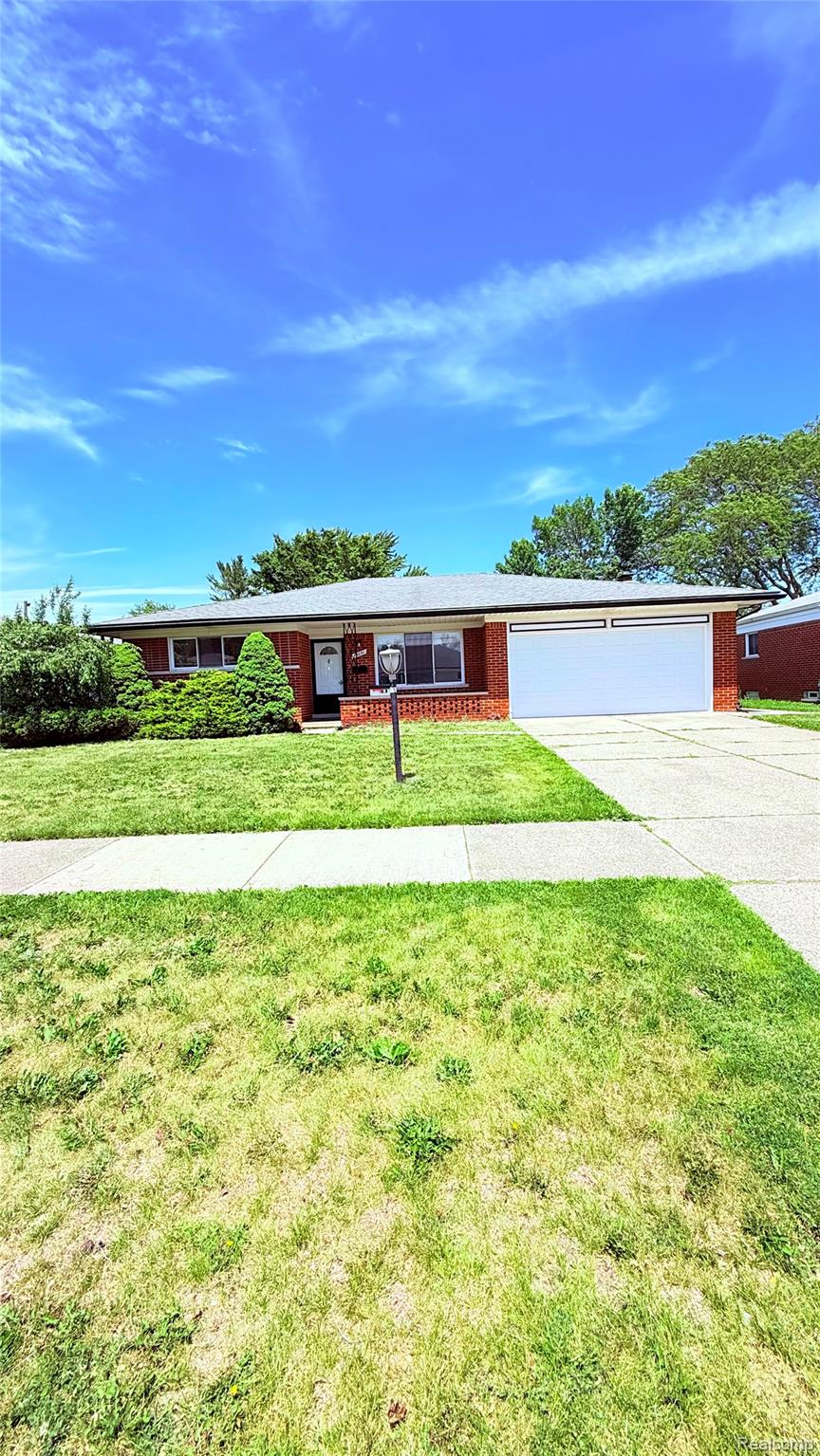 13051, Iowa, Warren, Michigan, 48088