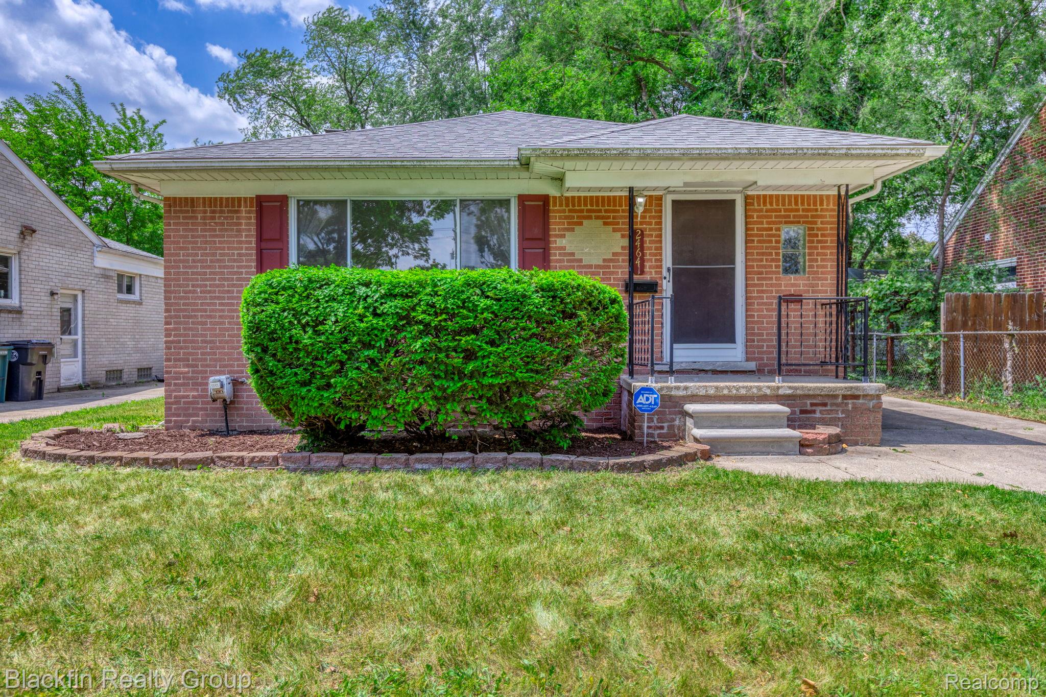 24641, Ridgedale, Oak Park, Michigan, 48237