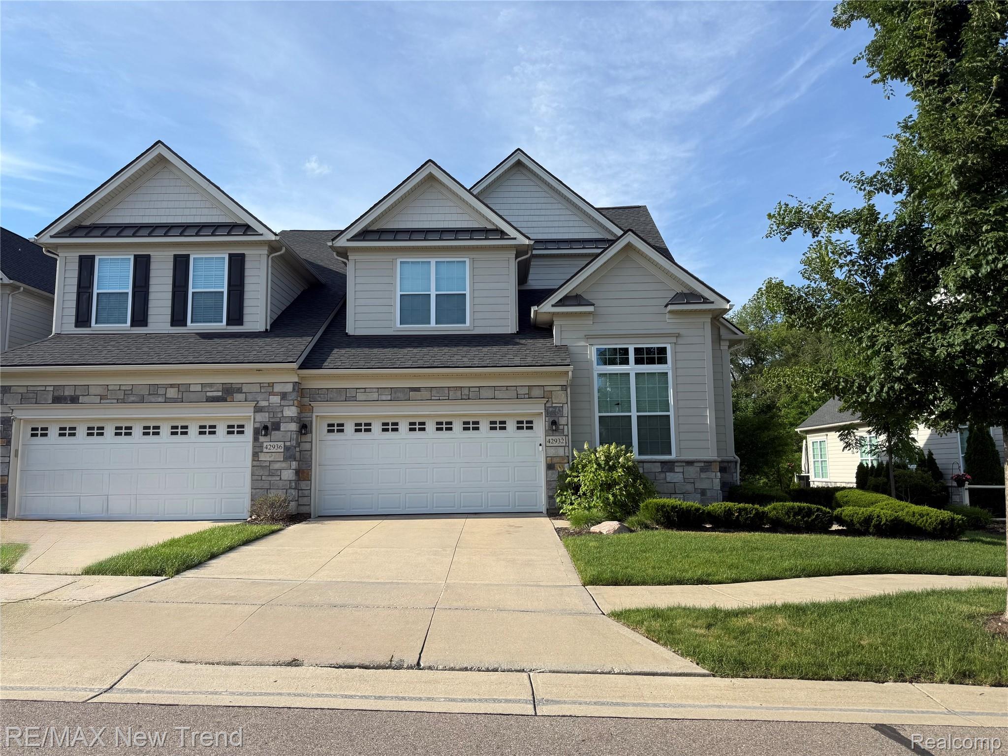 42932, Cardinal, Novi, Michigan, 48375