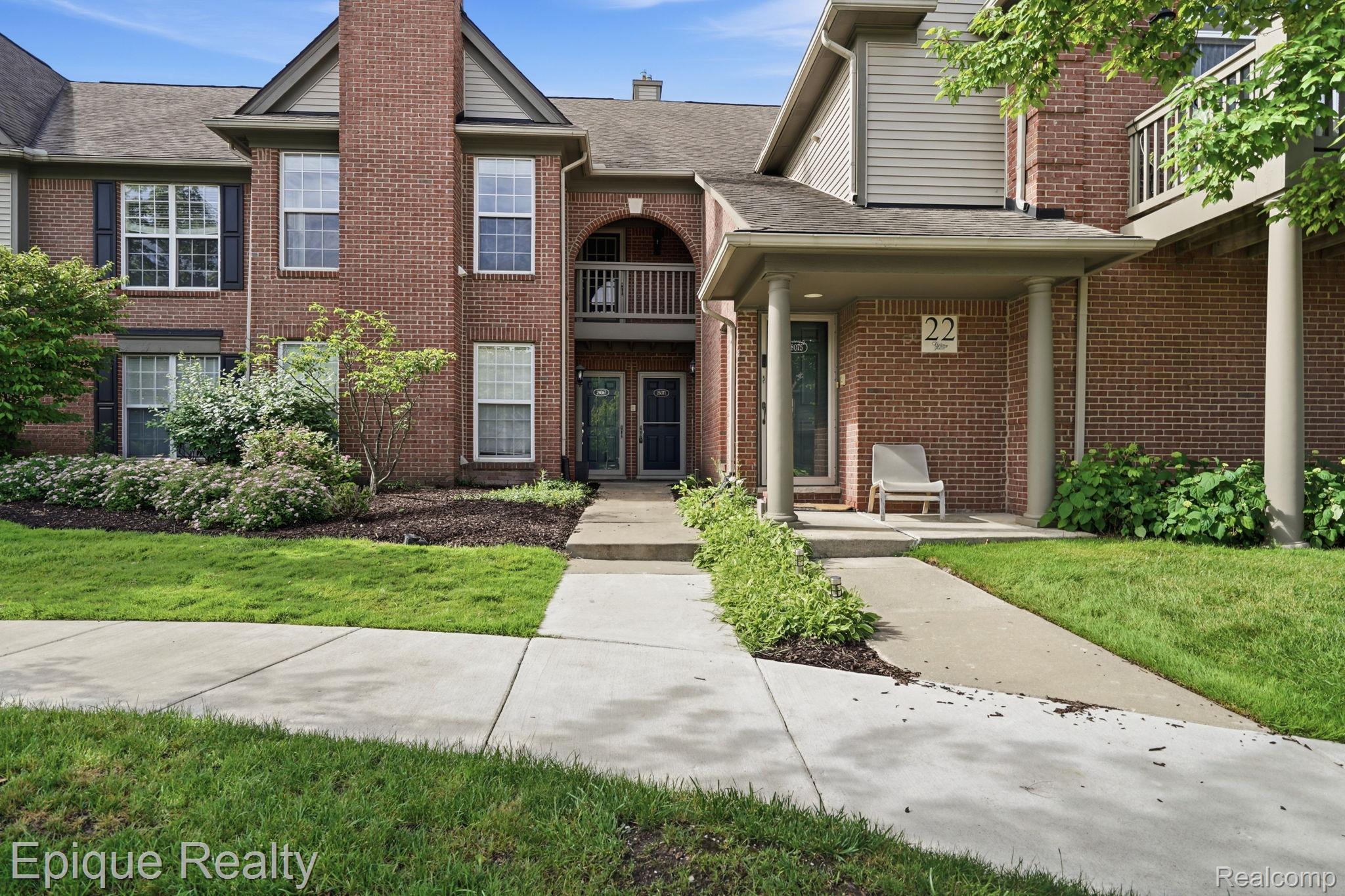 28071, Carlton Way, Novi, Michigan, 48377