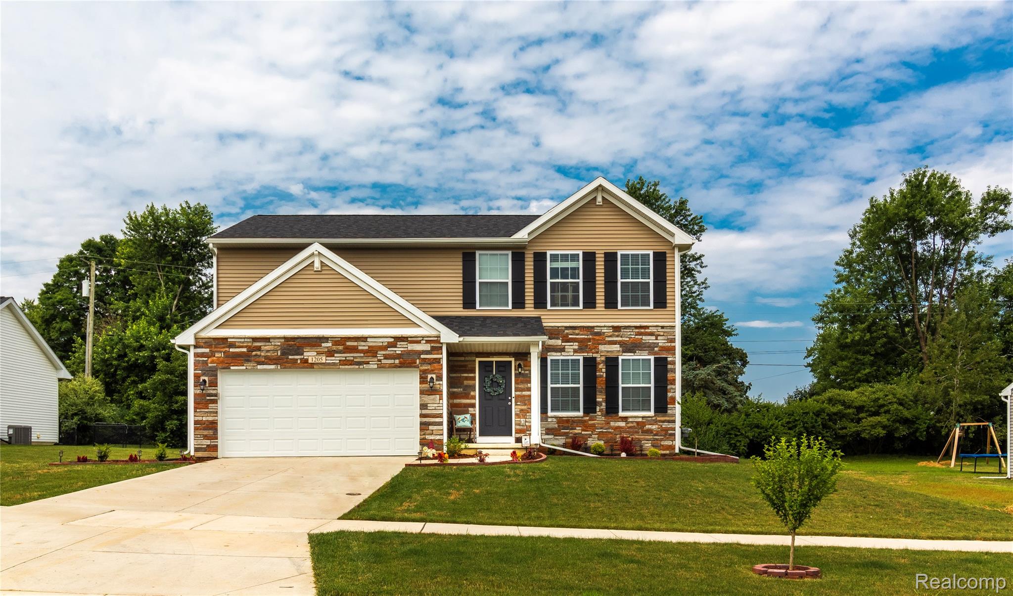 1205, Lancaster, Lapeer, Michigan, 48446