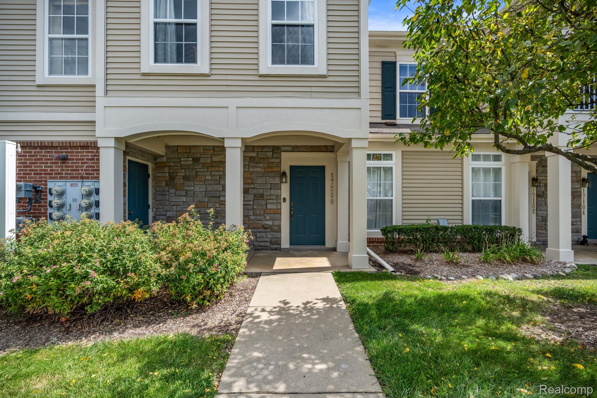 17200, Addington, Commerce Twp, Michigan, 48390