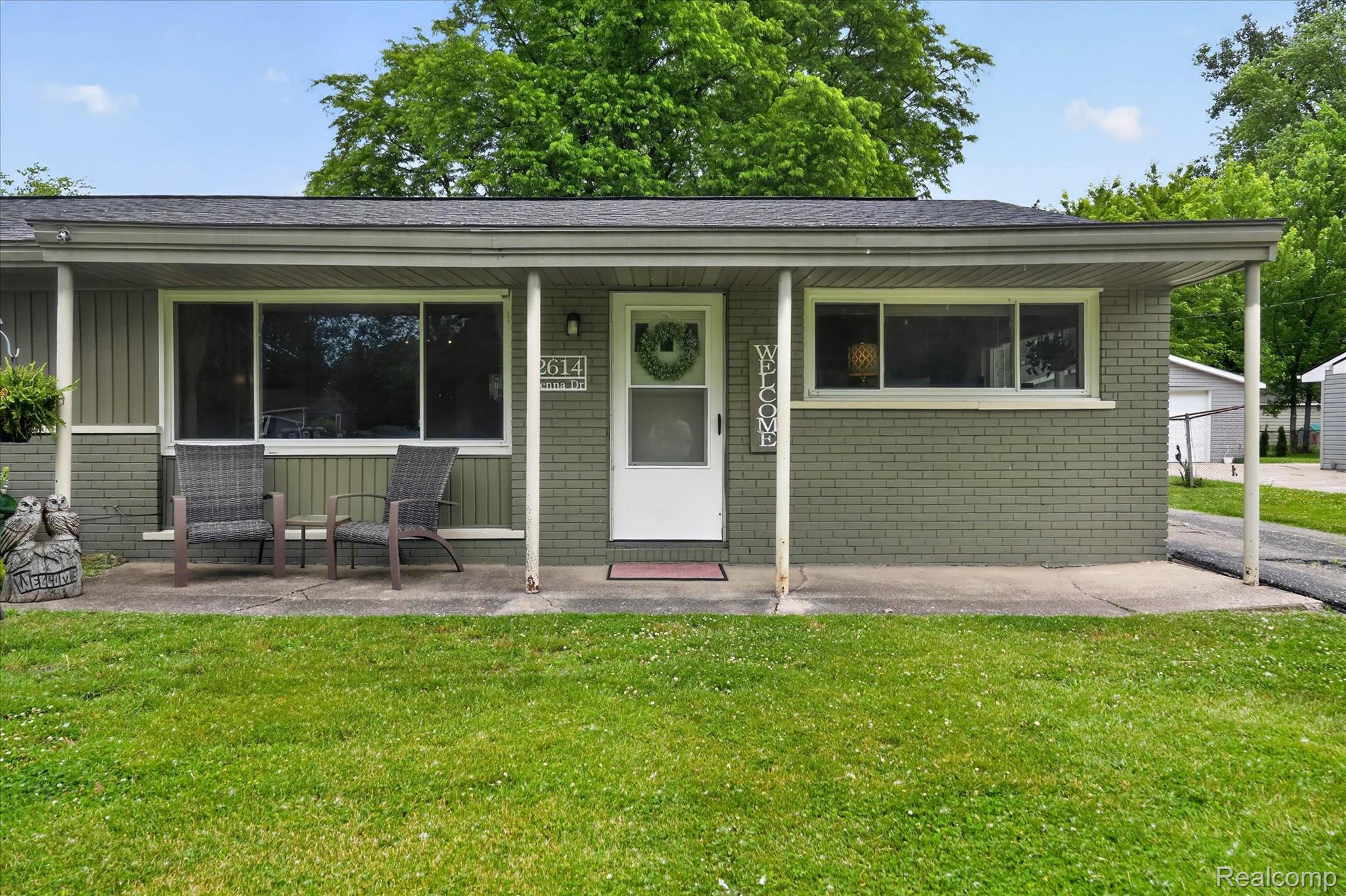 2614, Penna, West Bloomfield, Michigan, 48324