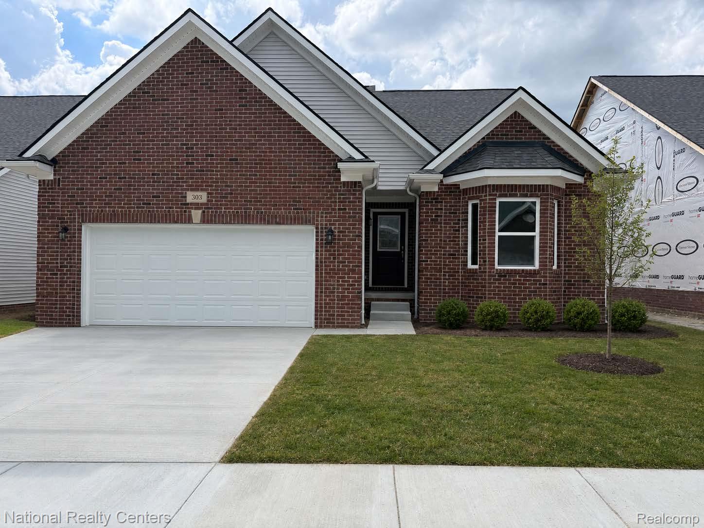 374, Devonshire, #30, Lapeer, Michigan, 48446