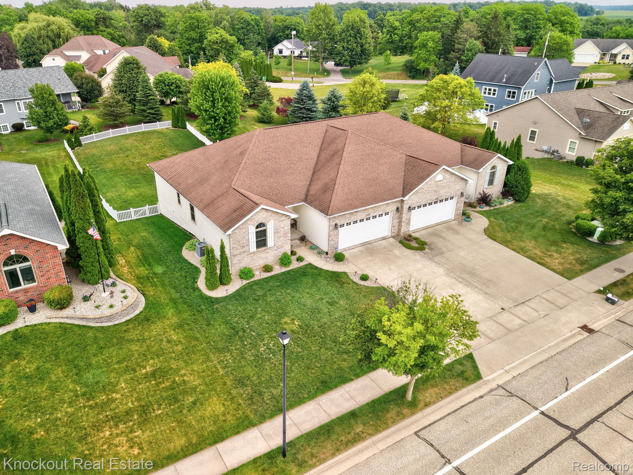 373, Block, Frankenmuth, Michigan, 48734