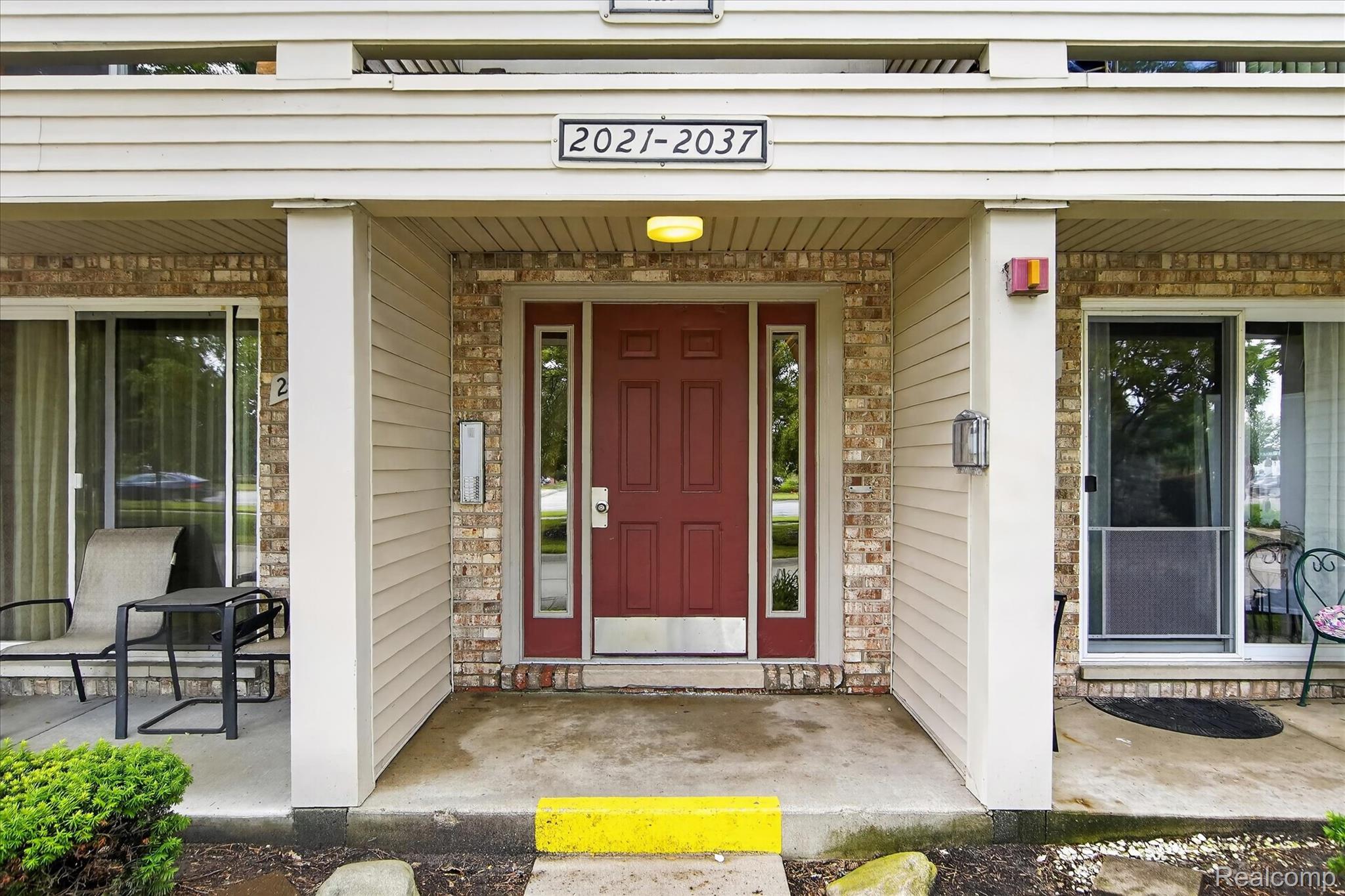 2037, Franklin, Canton, Michigan, 48187