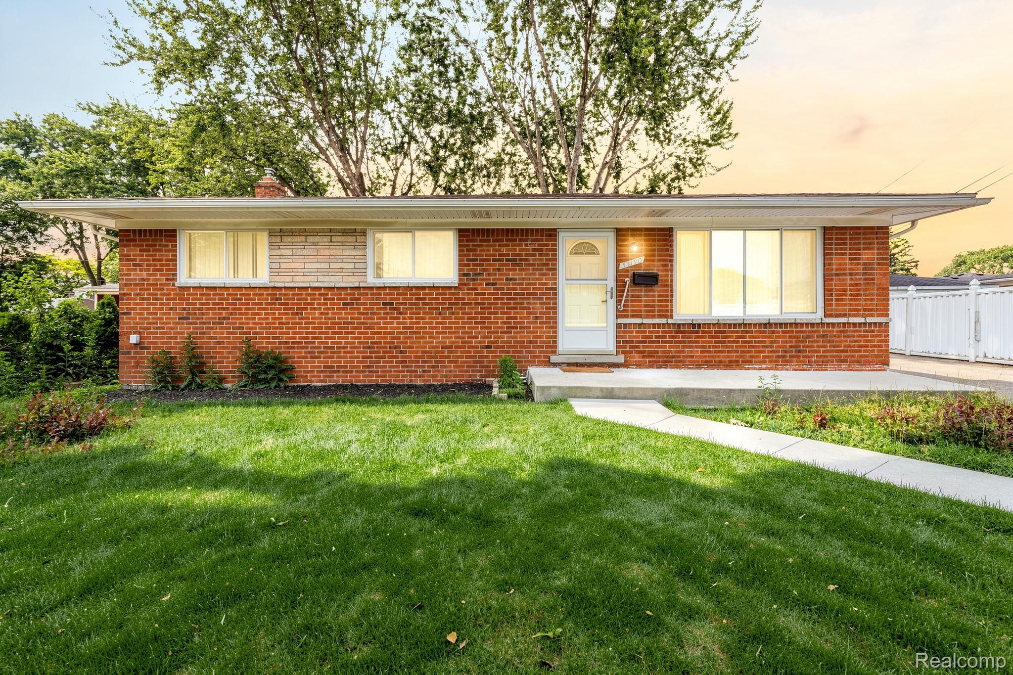33190, Priehs, Sterling Heights, Michigan, 48312