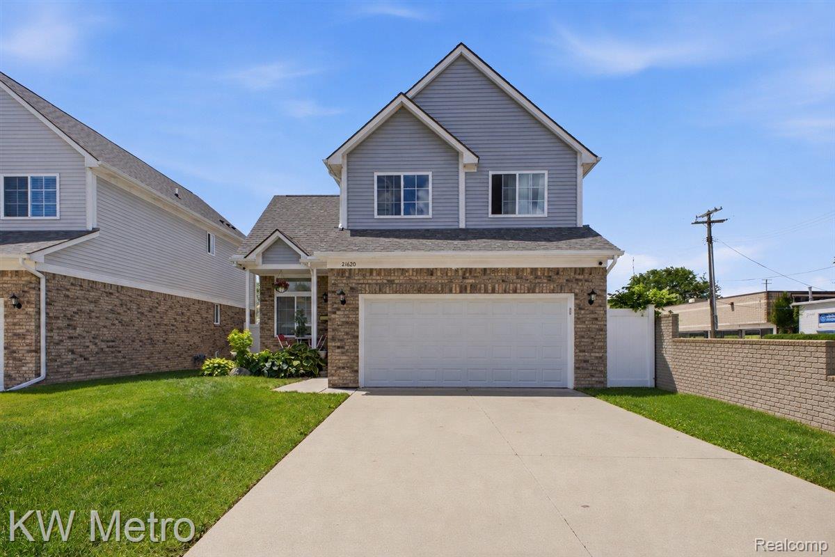 21620, Rosedale, St. Clair Shores, Michigan, 48080