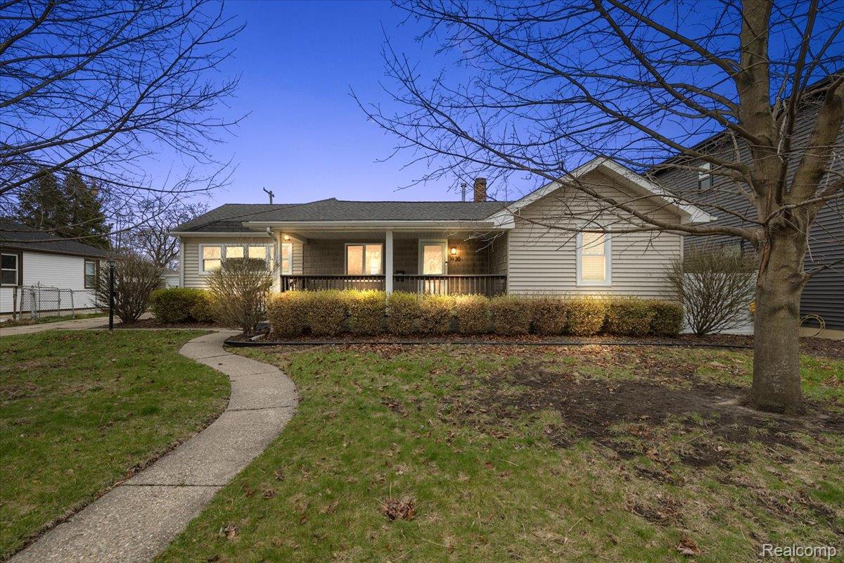 1920, Saratoga, Ferndale, Michigan, 48220