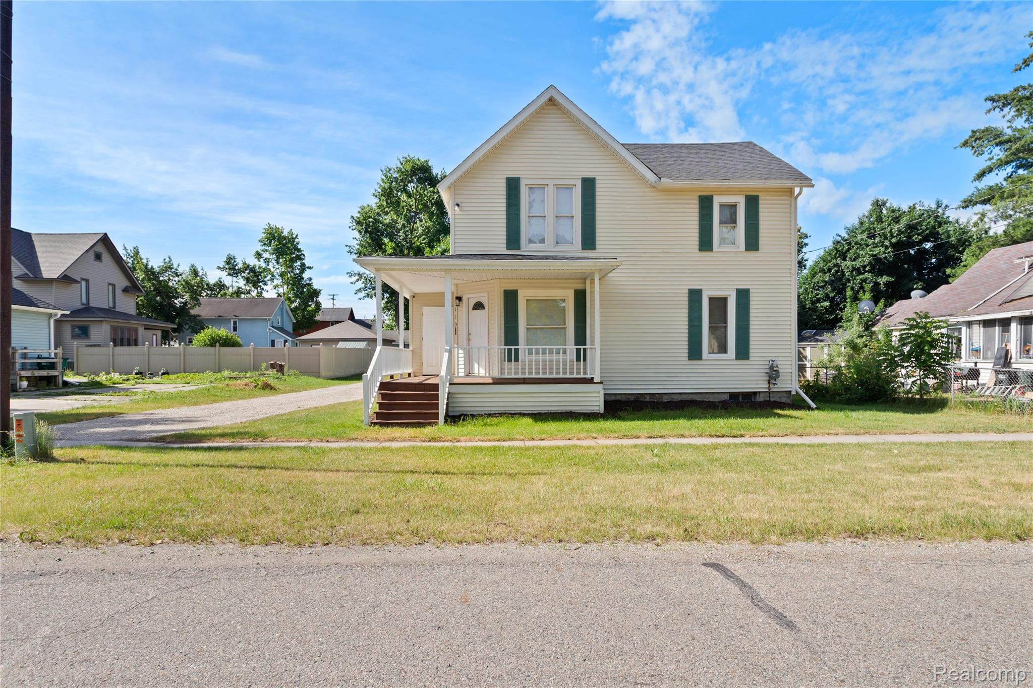 113, Polly, Perry, Michigan, 48872