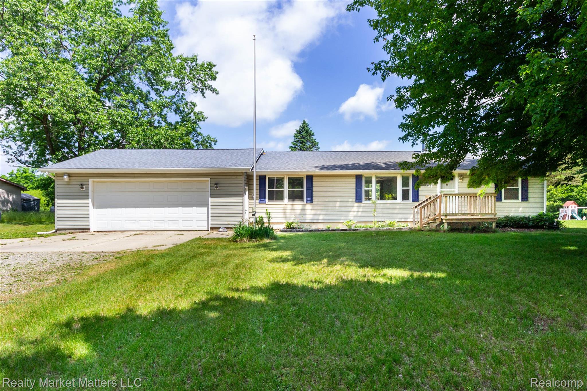 4951, Laur, North Branch, Michigan, 48461