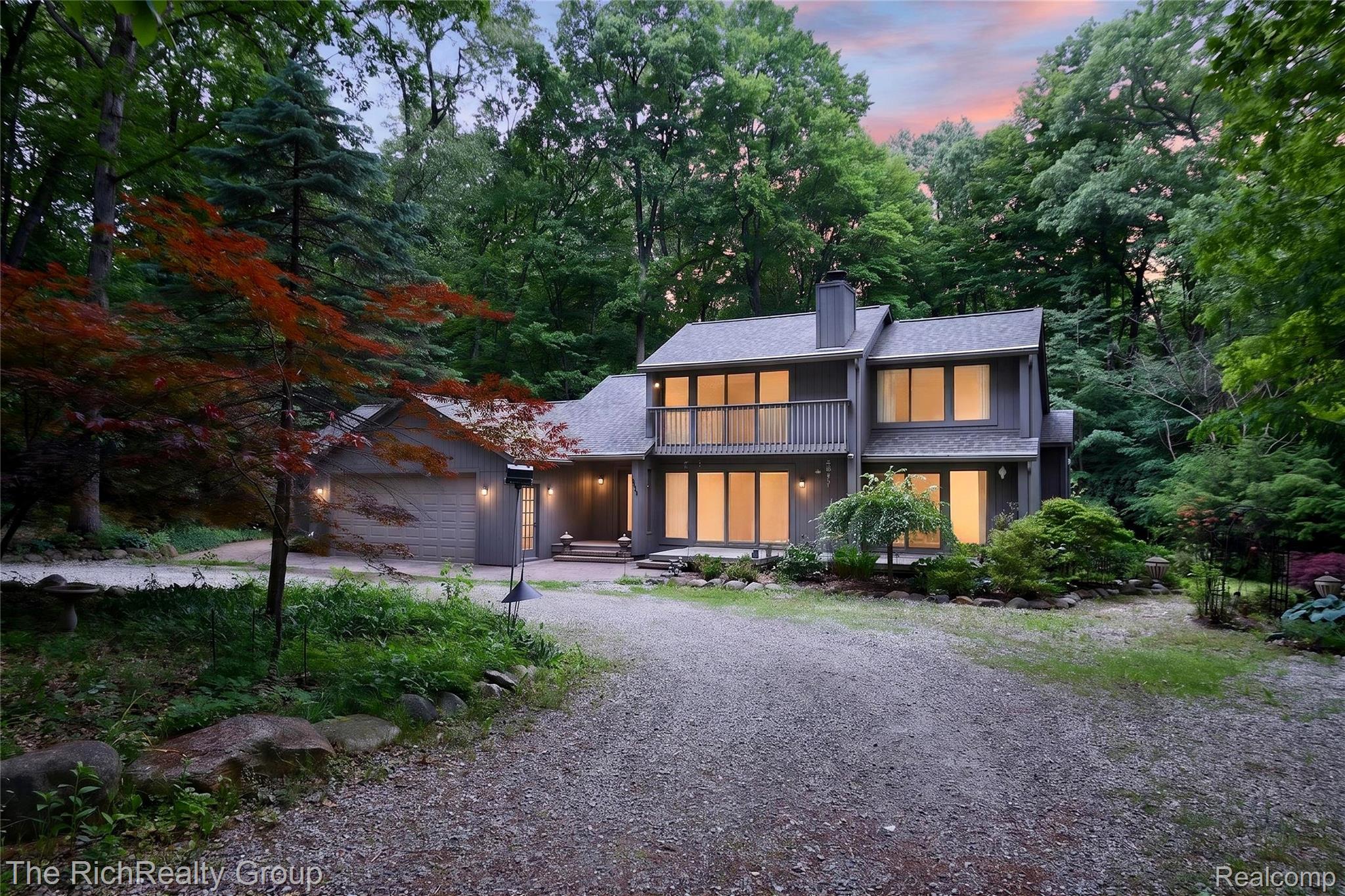 2300, Stoney, Milford, Michigan, 48381