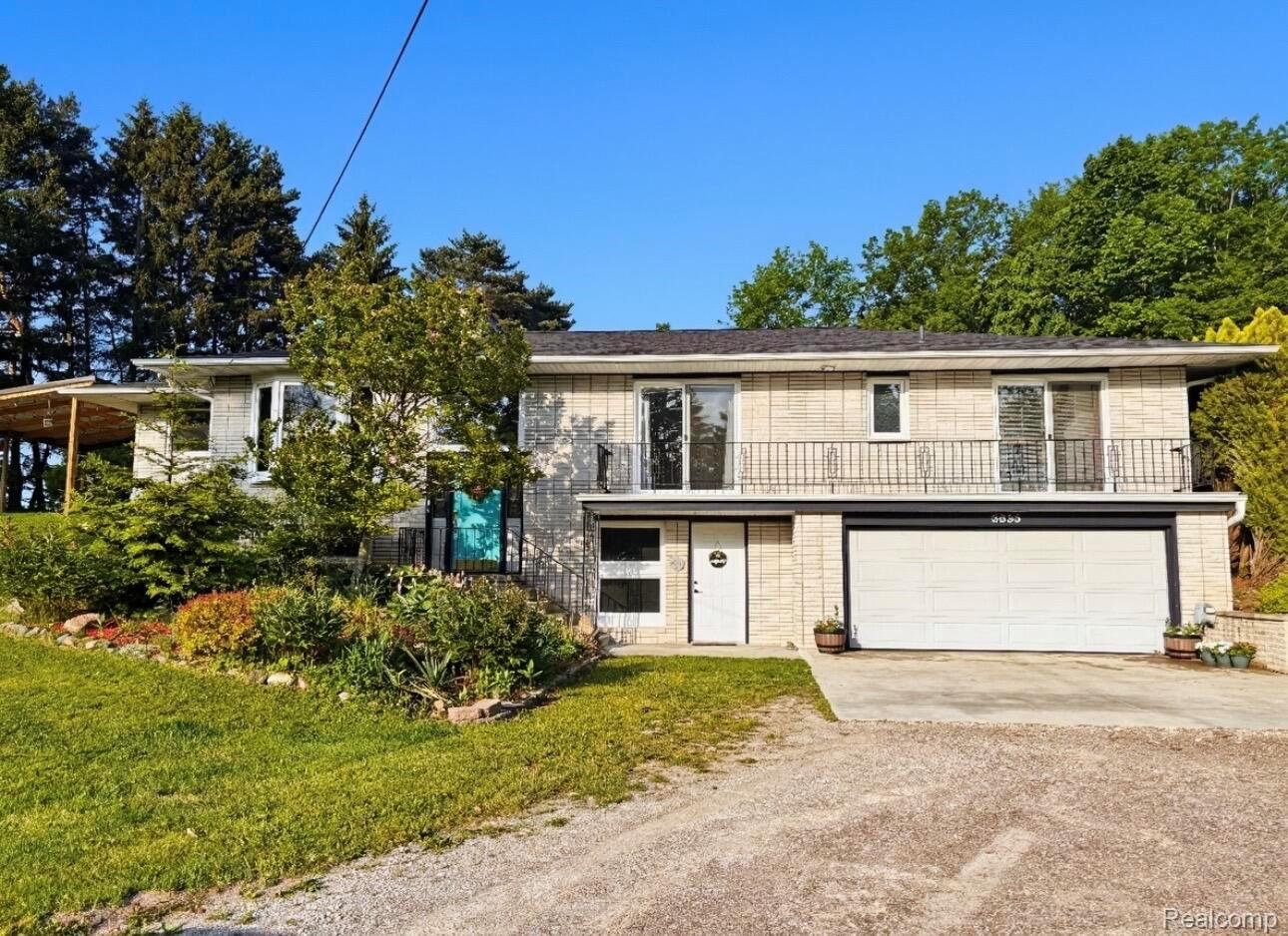 3835, Graham, Freeland, Michigan, 48623