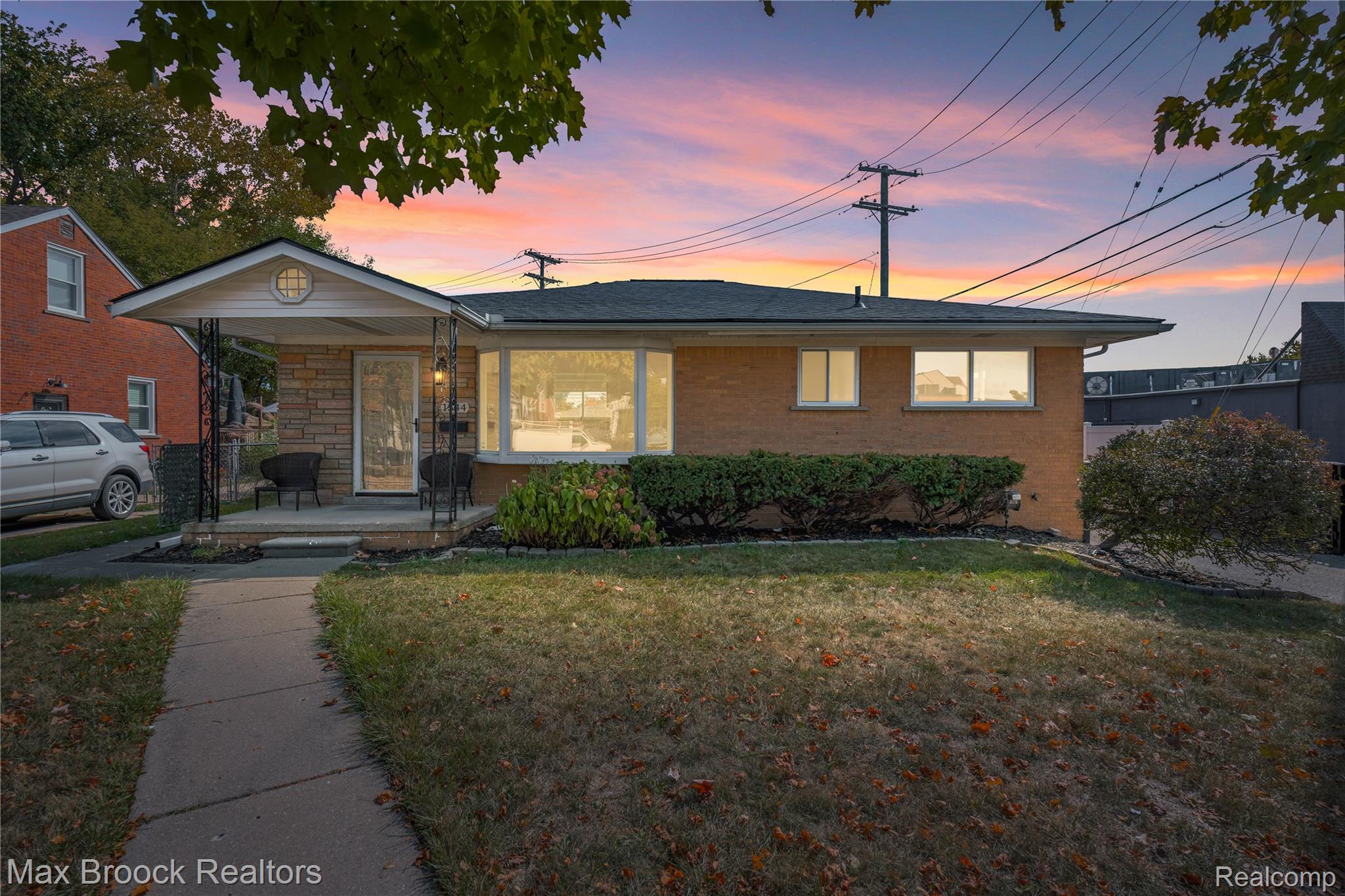 1544, Sheffield, Birmingham, Michigan, 48009
