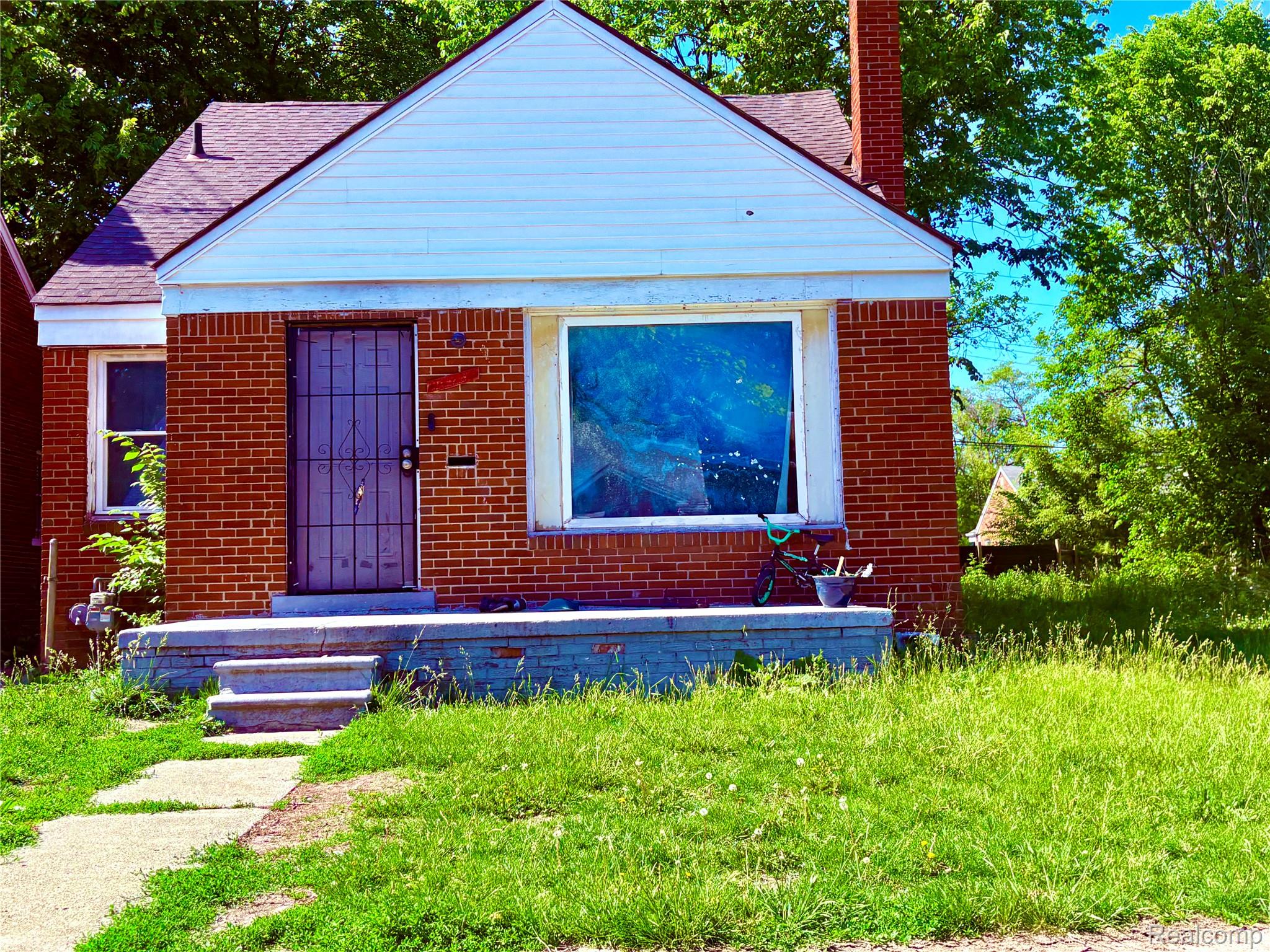 14281, Camden, Detroit, Michigan, 48213