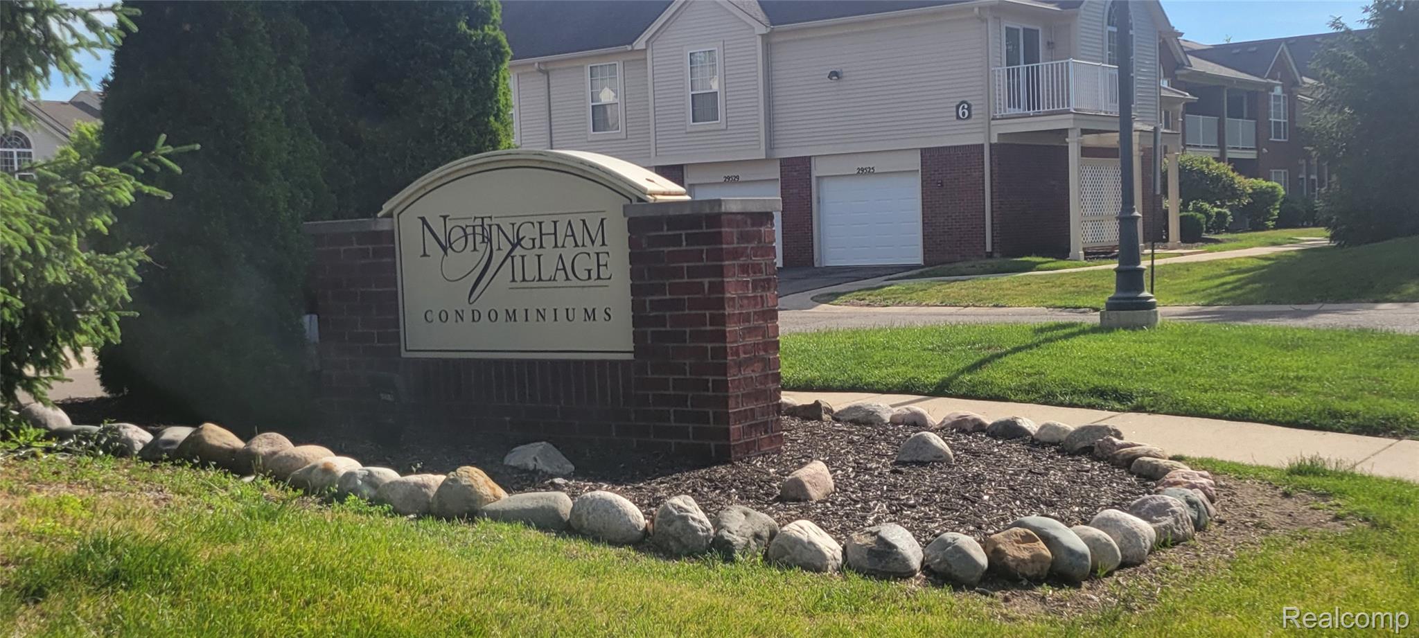 29599, Nottingham, Livonia, Michigan, 48152
