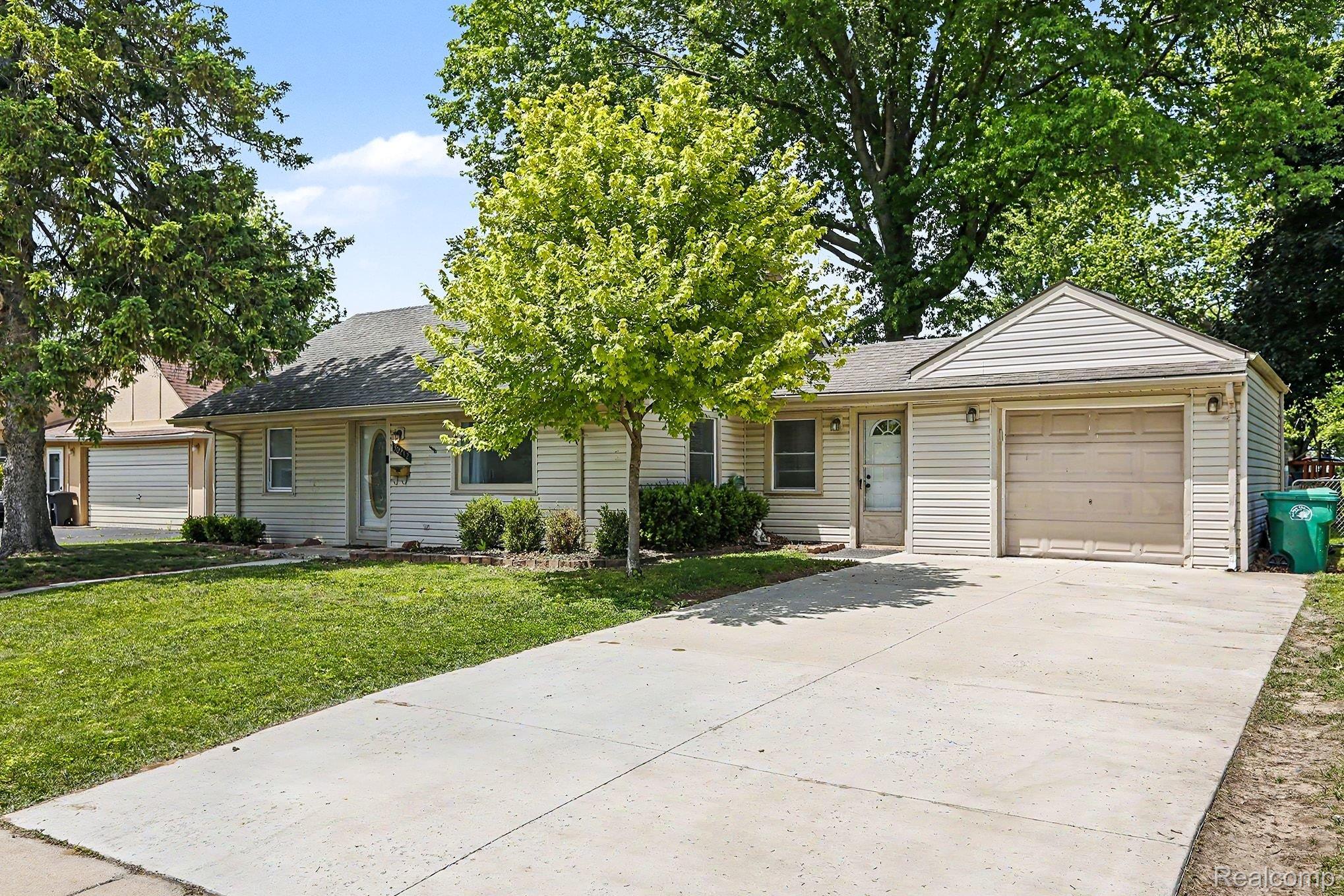 30212, Beechwood, Garden City, Michigan, 48135