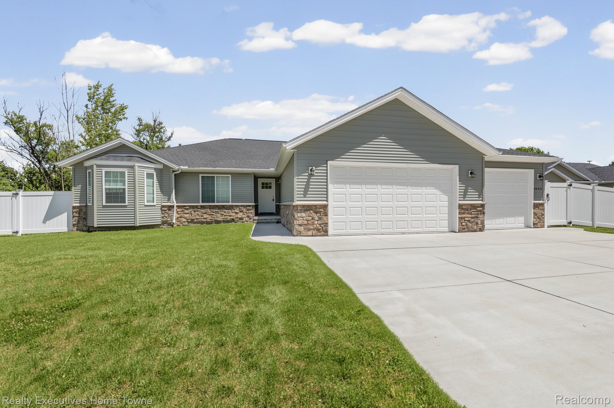 4429, RIVER, East China, Michigan, 48054