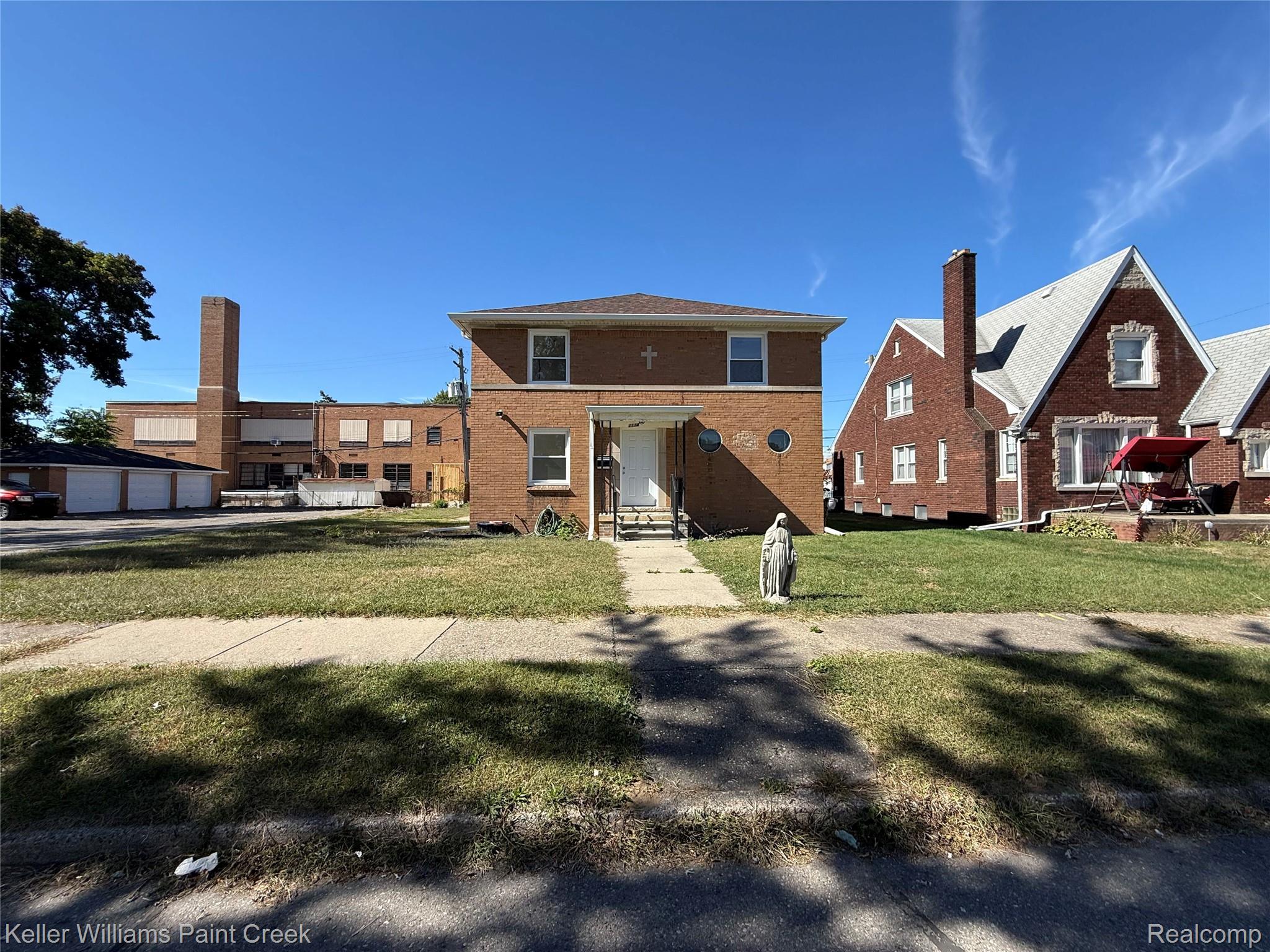 1114, 1st, Wyandotte, Michigan, 48192