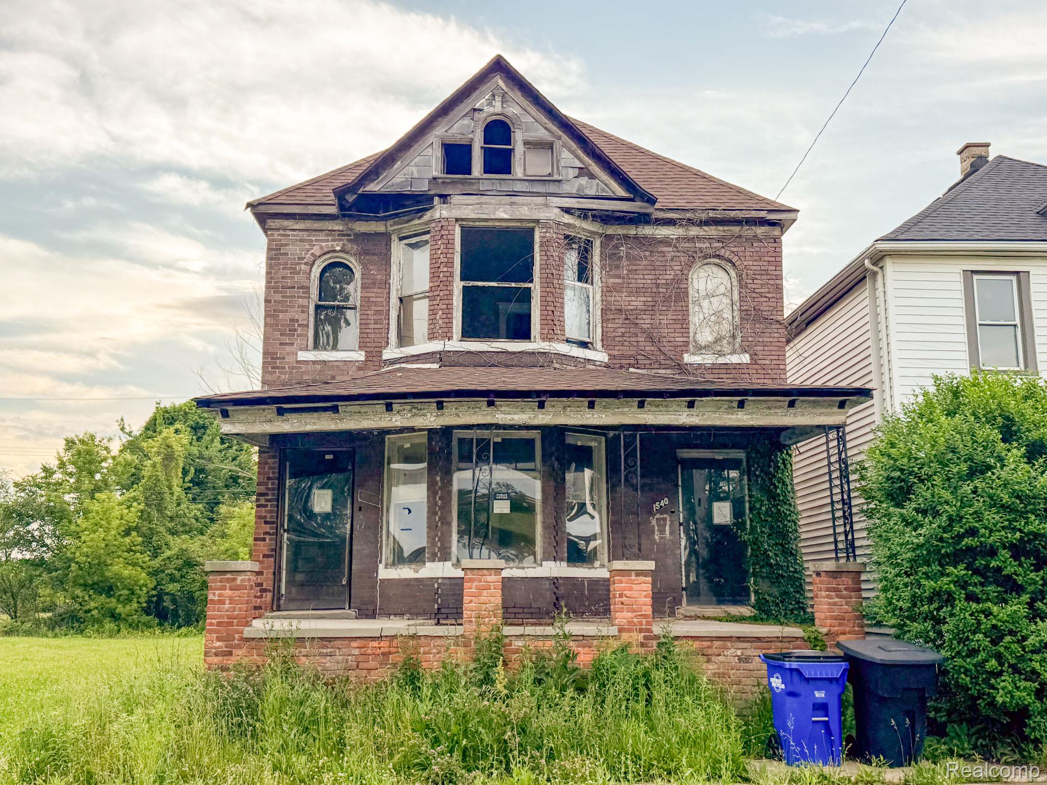 1540, Saint Clair, Detroit, Michigan, 48214