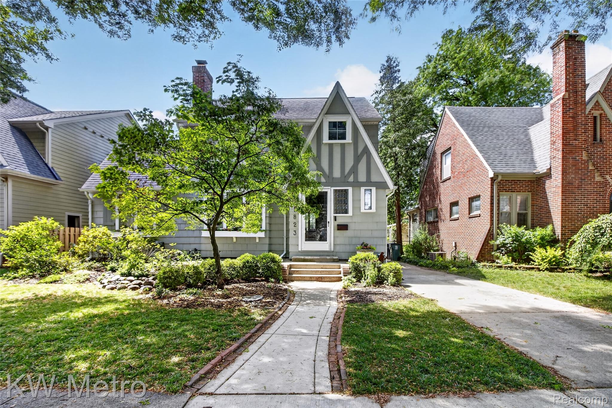 1823, Houstonia, Royal Oak, Michigan, 48073