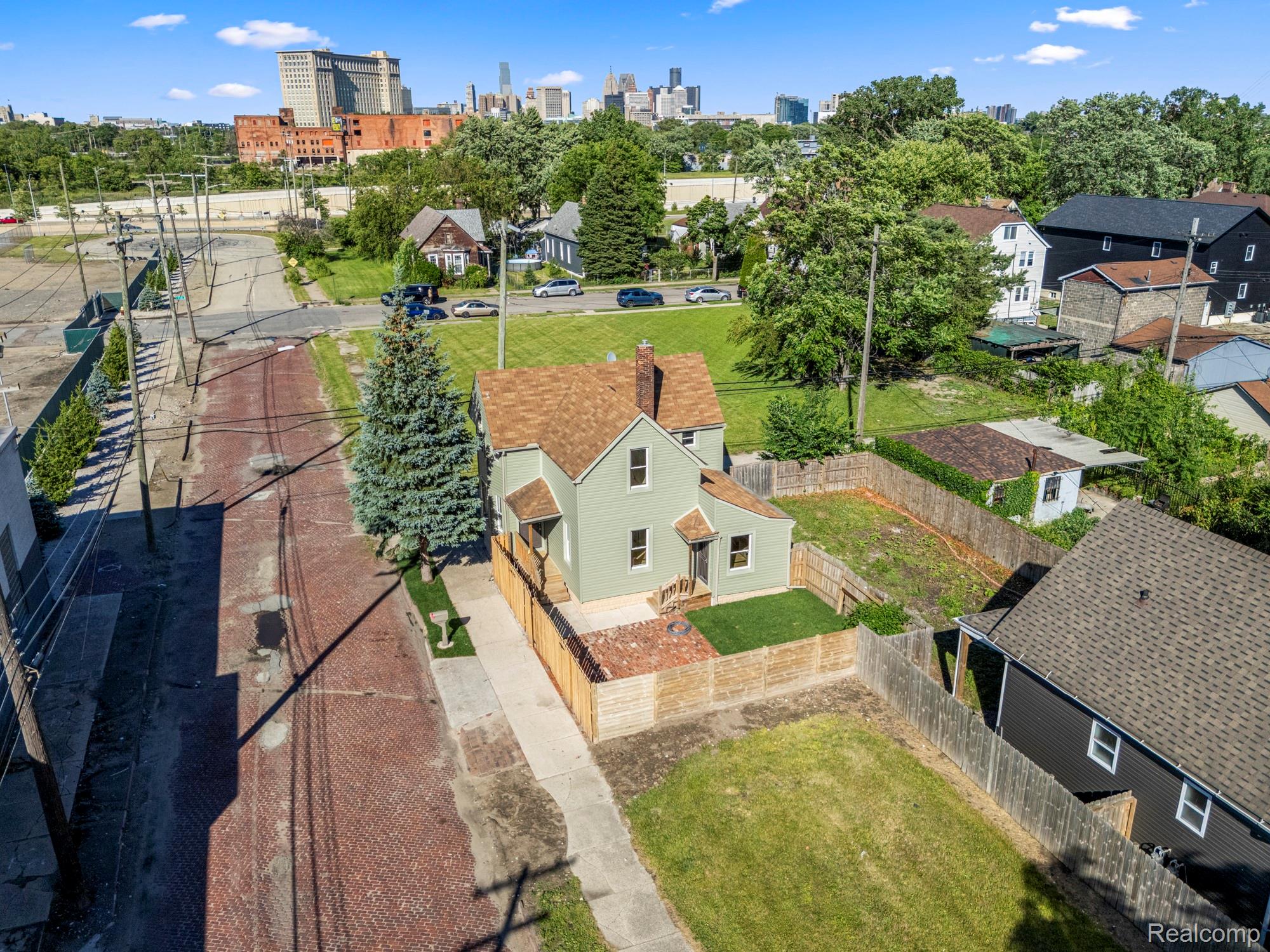 3435, Ruskin, Detroit, Michigan, 48216