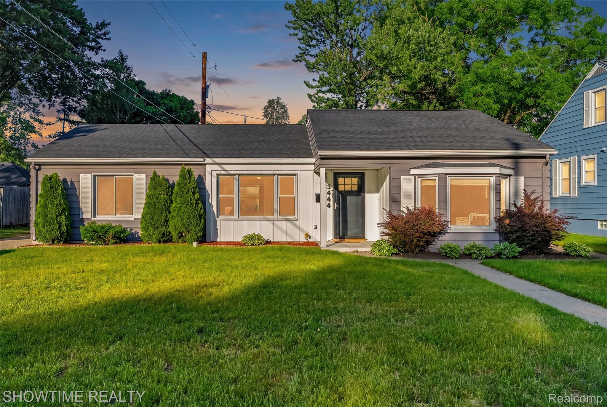 3444, Maple, Port Huron, Michigan, 48060