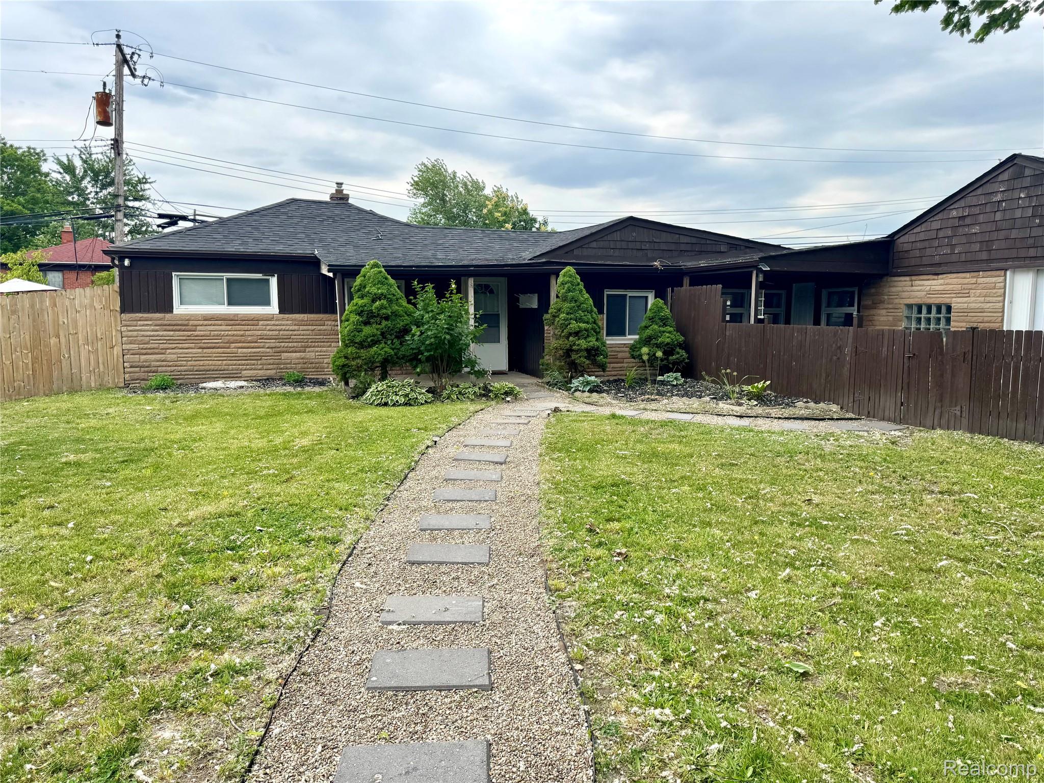 19940, Stanley, Melvindale, Michigan, 48122