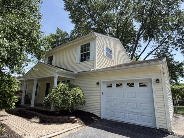815, Manzano, Wolverine Lake, Michigan, 48390