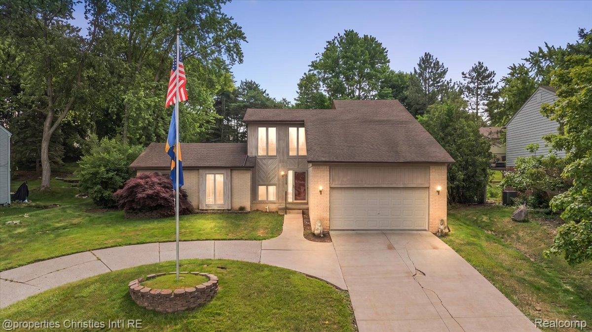 37224, Chesapeake, Farmington Hills, Michigan, 48335