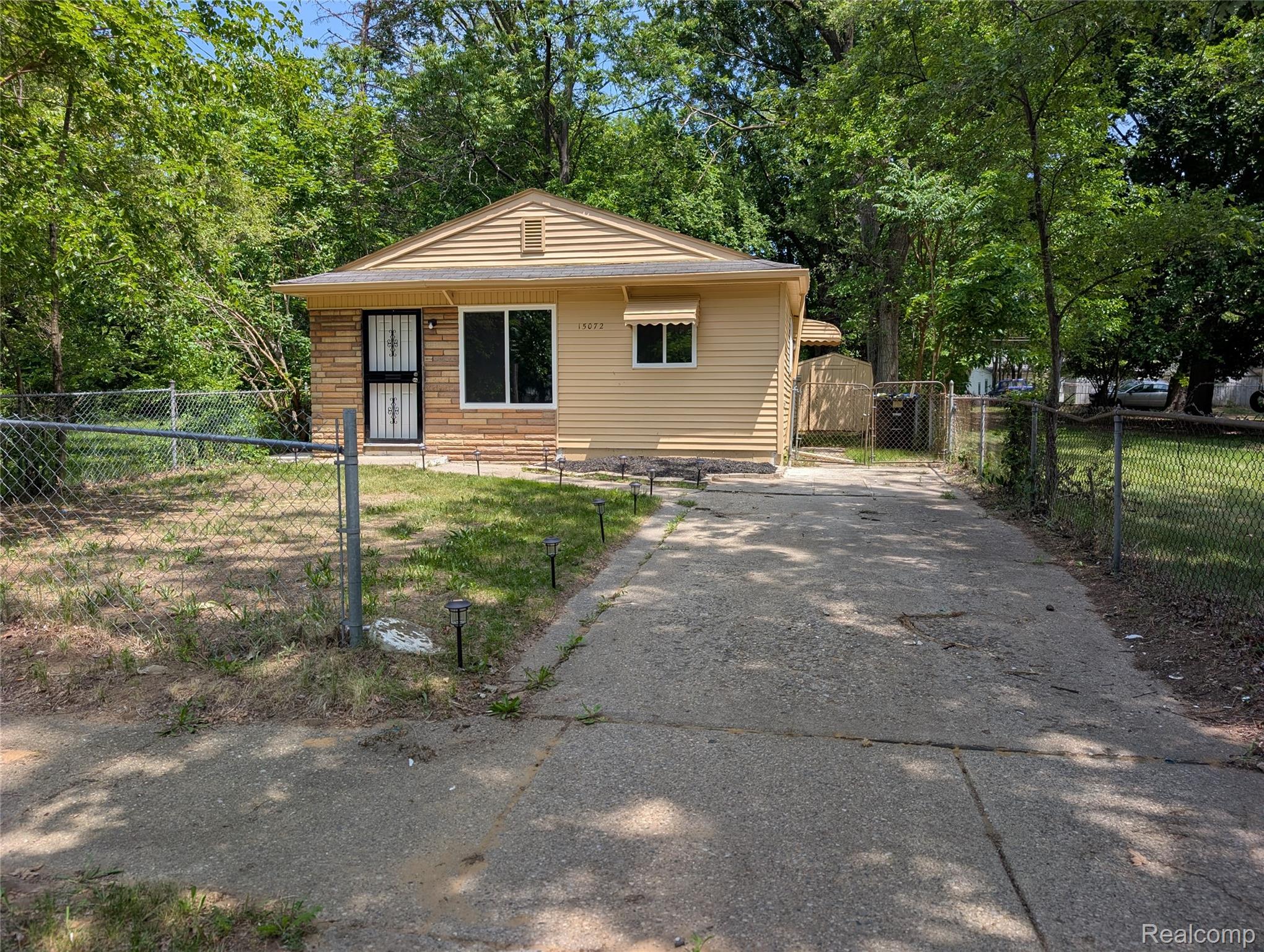 15072, Bramell, Detroit, Michigan, 48223