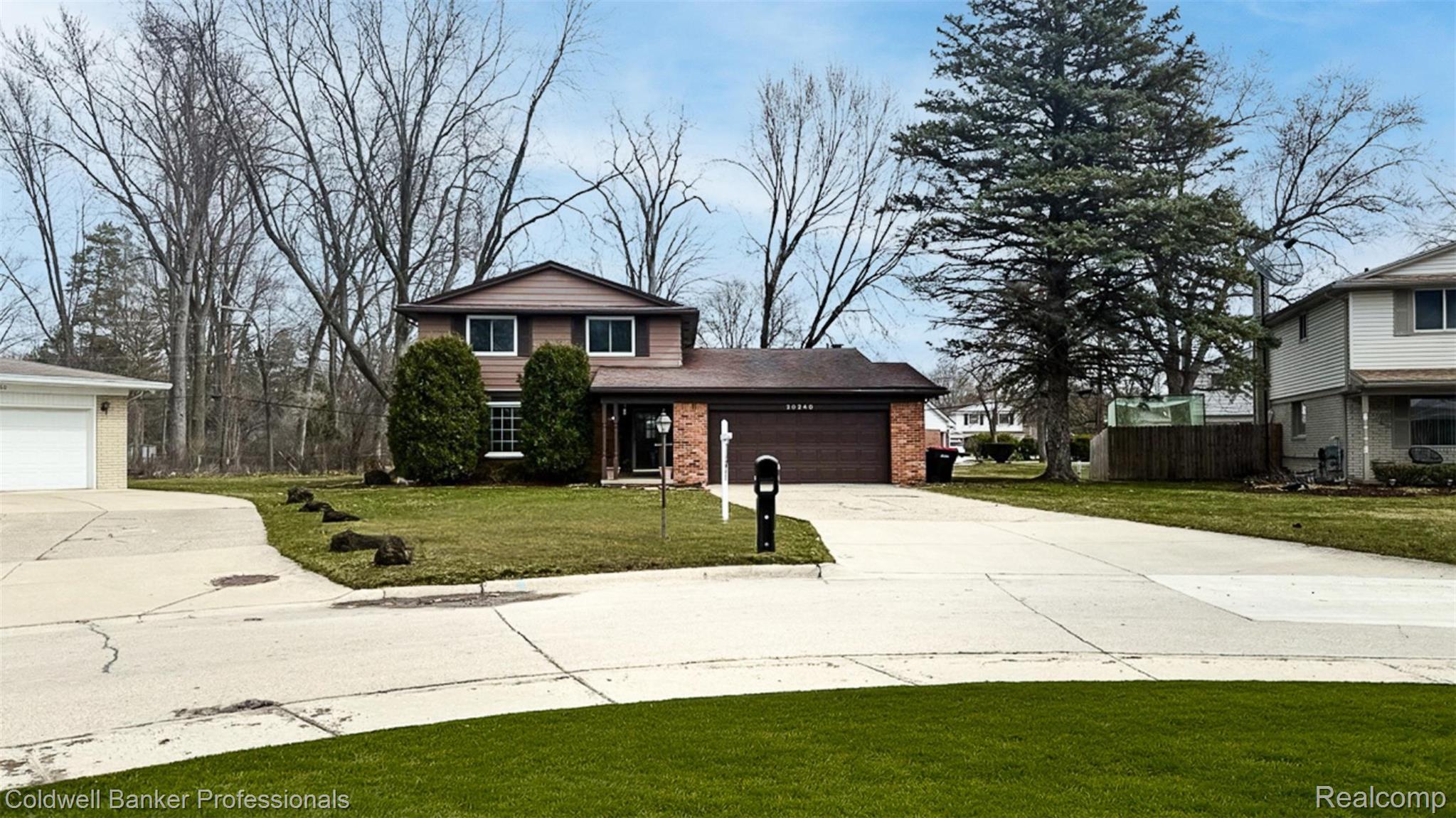 20240, Wildhern, Southfield, Michigan, 48076
