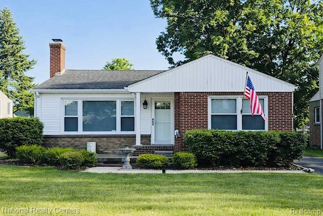 2639, Woodbine, Waterford, Michigan, 48328